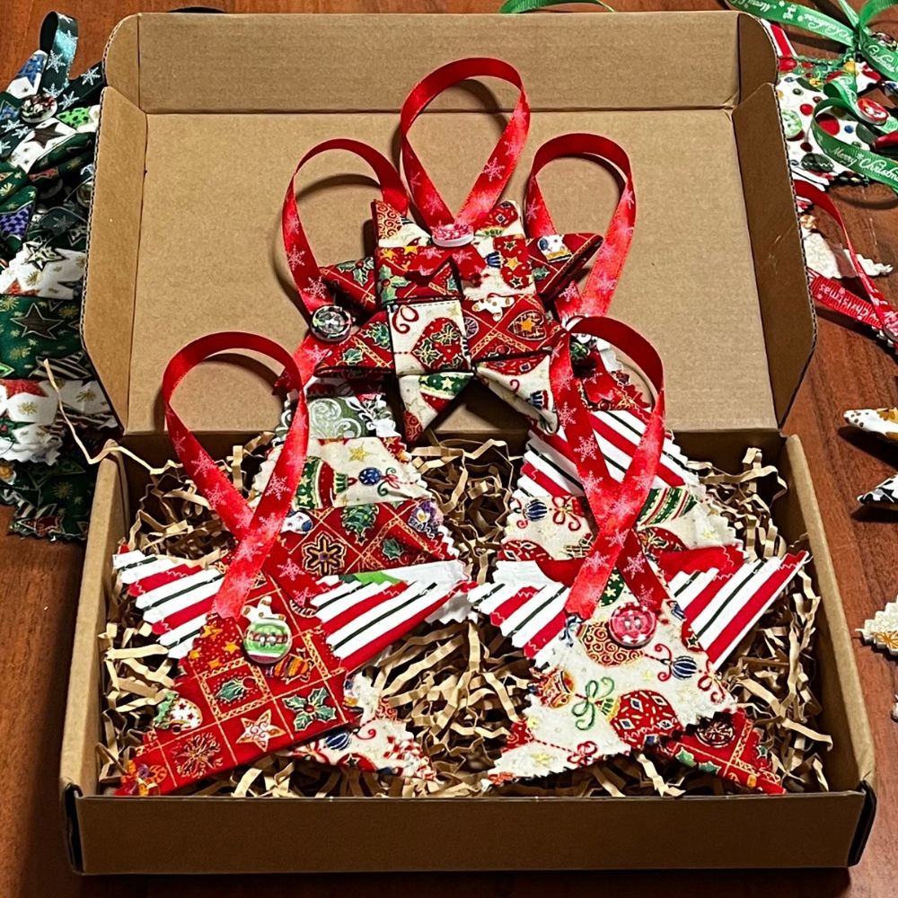 Handmade | Fabric Christmas Decorations | pack of 5 | Red