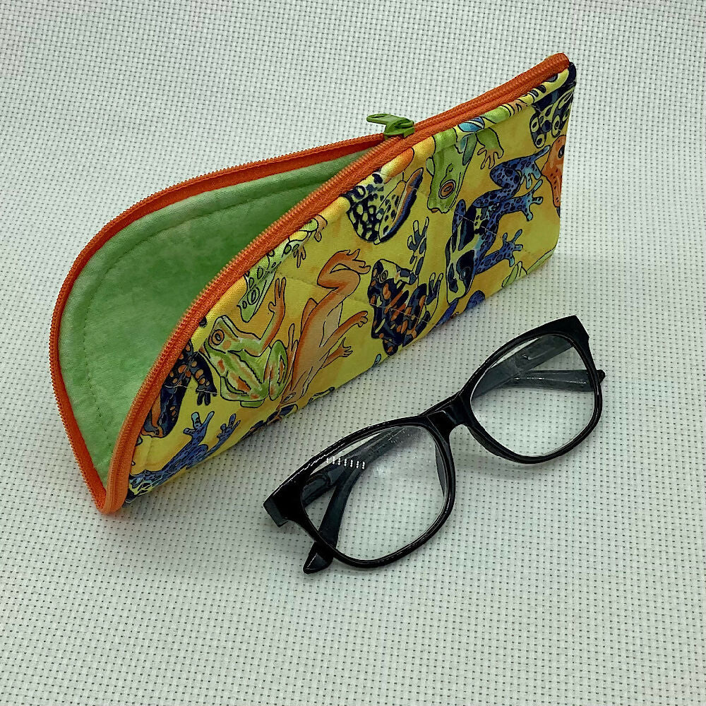 Frogs curved top zip pouch for glasses, phones, handbag organiser, etc.