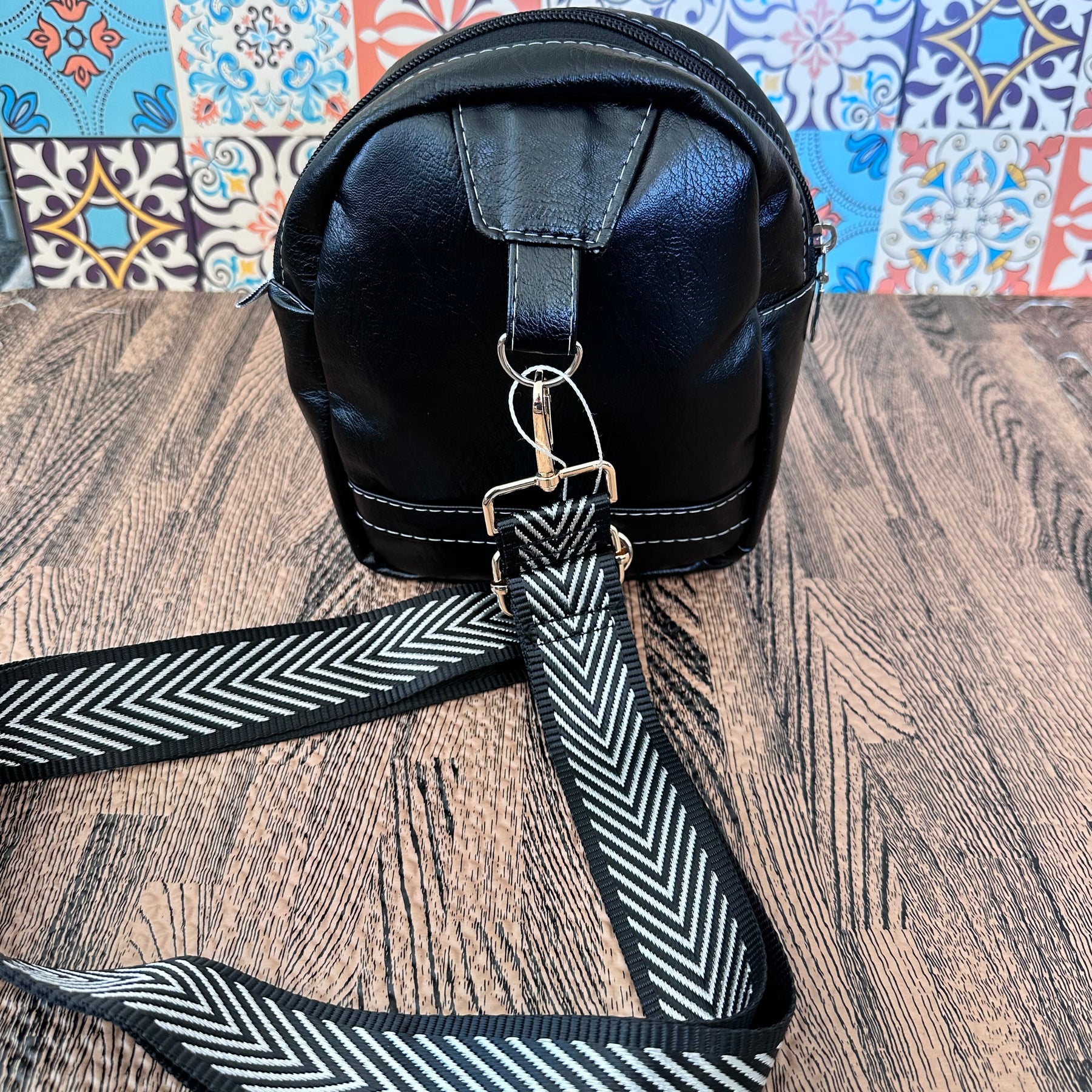 Penguin sling bag
