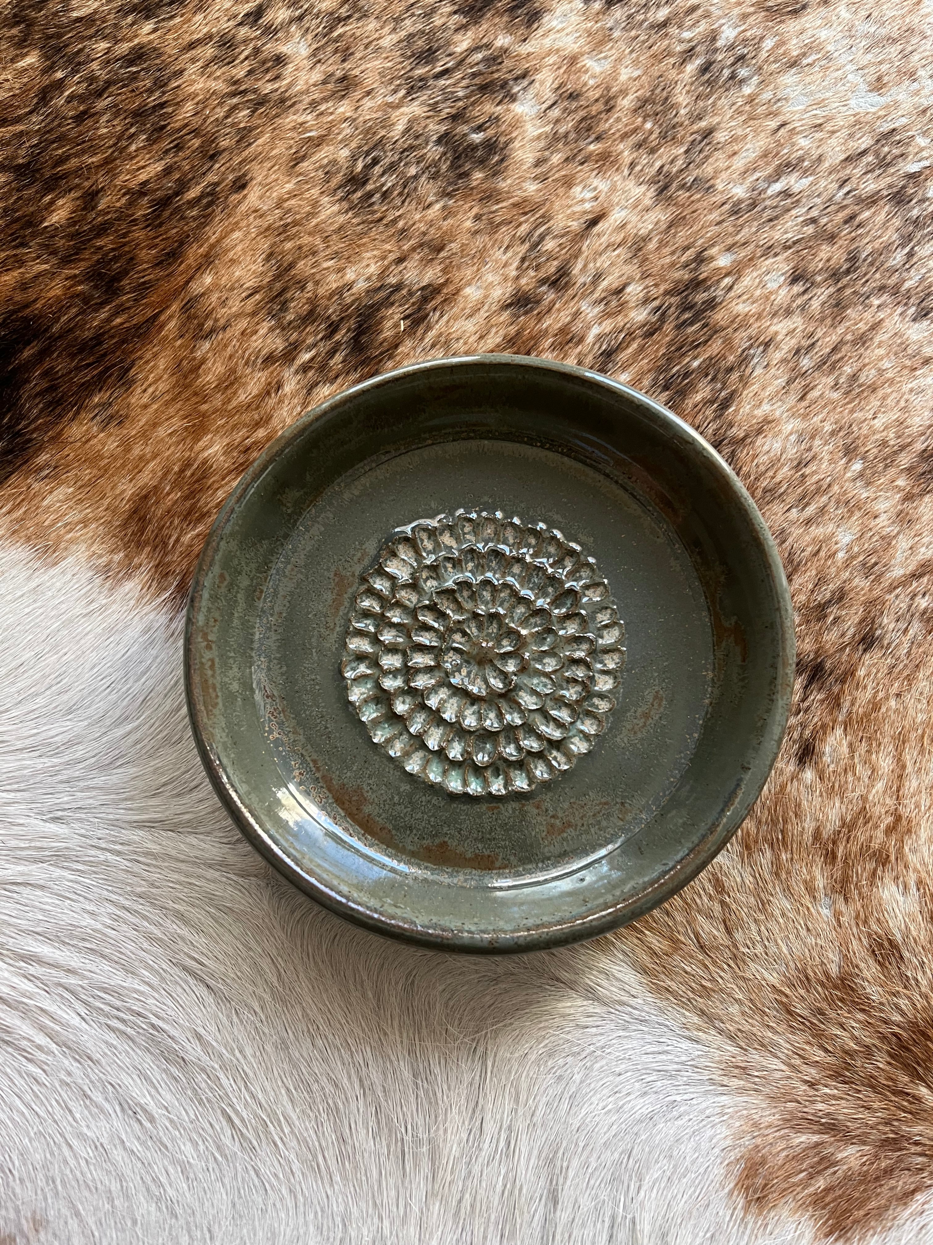 Ceramic Grater with Brush