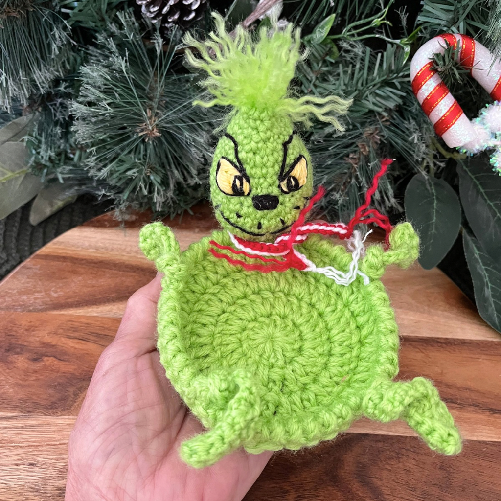Crochet Christmas Santa Grinch Flip Up Cup Coasters Gift Pack