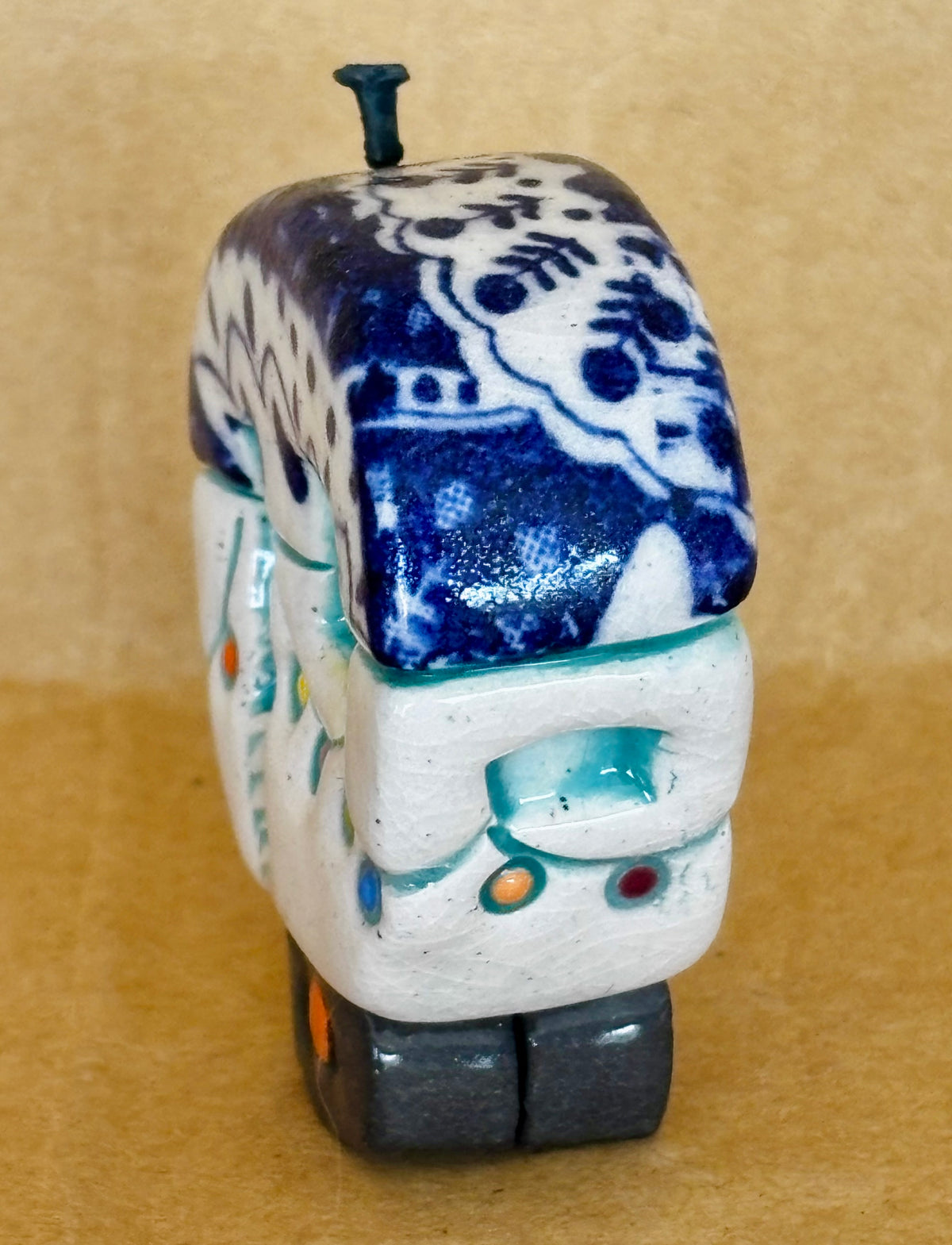 Small Retro Collectable Ceramic Caravan 15