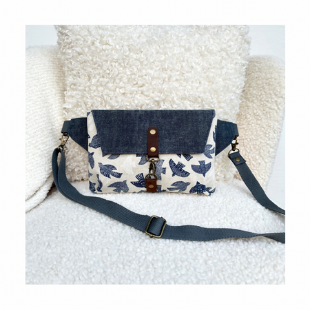 Haralson Belt Crossbody Bag - Navy Birds on Natural