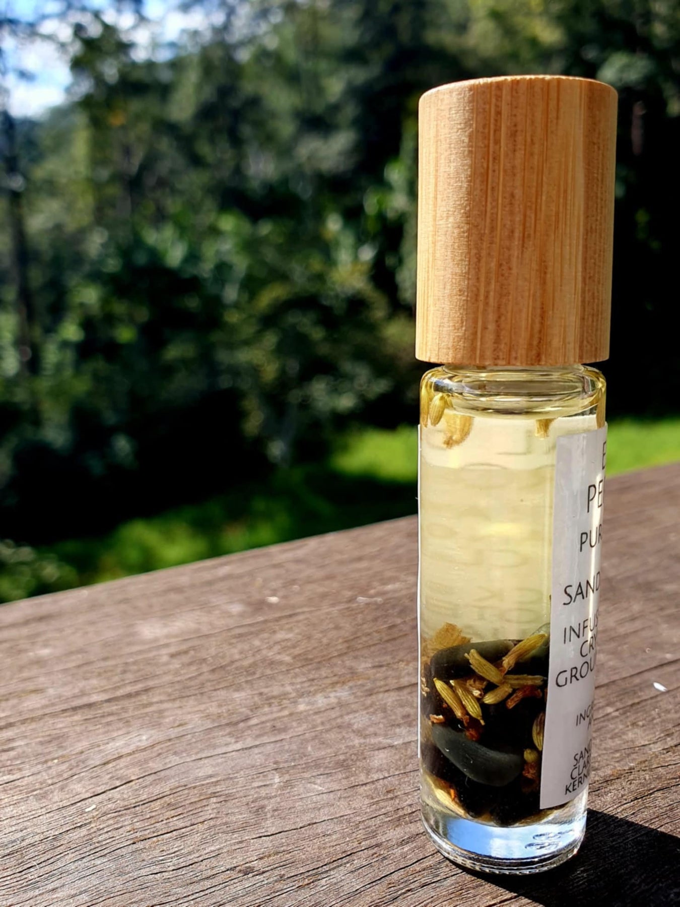 Essential oil perfume roller