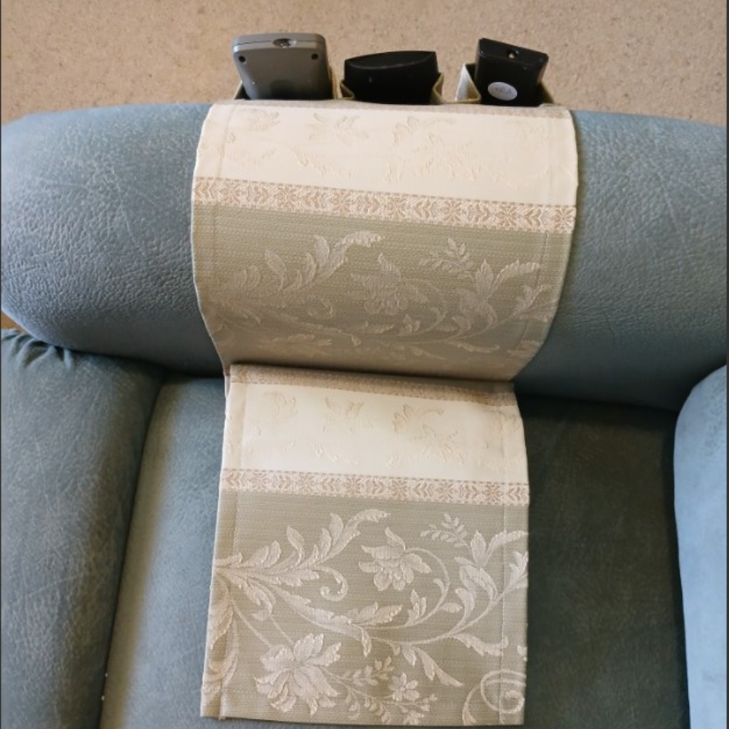 Fabric Remote Control Holder -green & gold 3 pockets