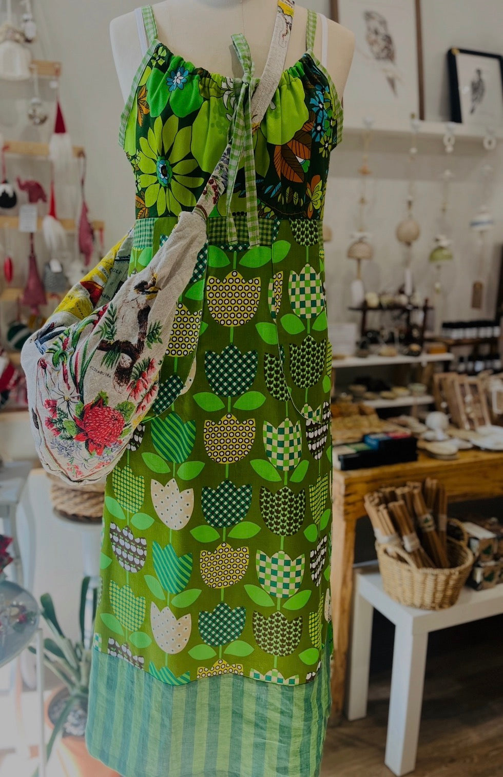 gorgeous patchwork vintage fabric dress - medium 10-12 - violetclothing - free postage