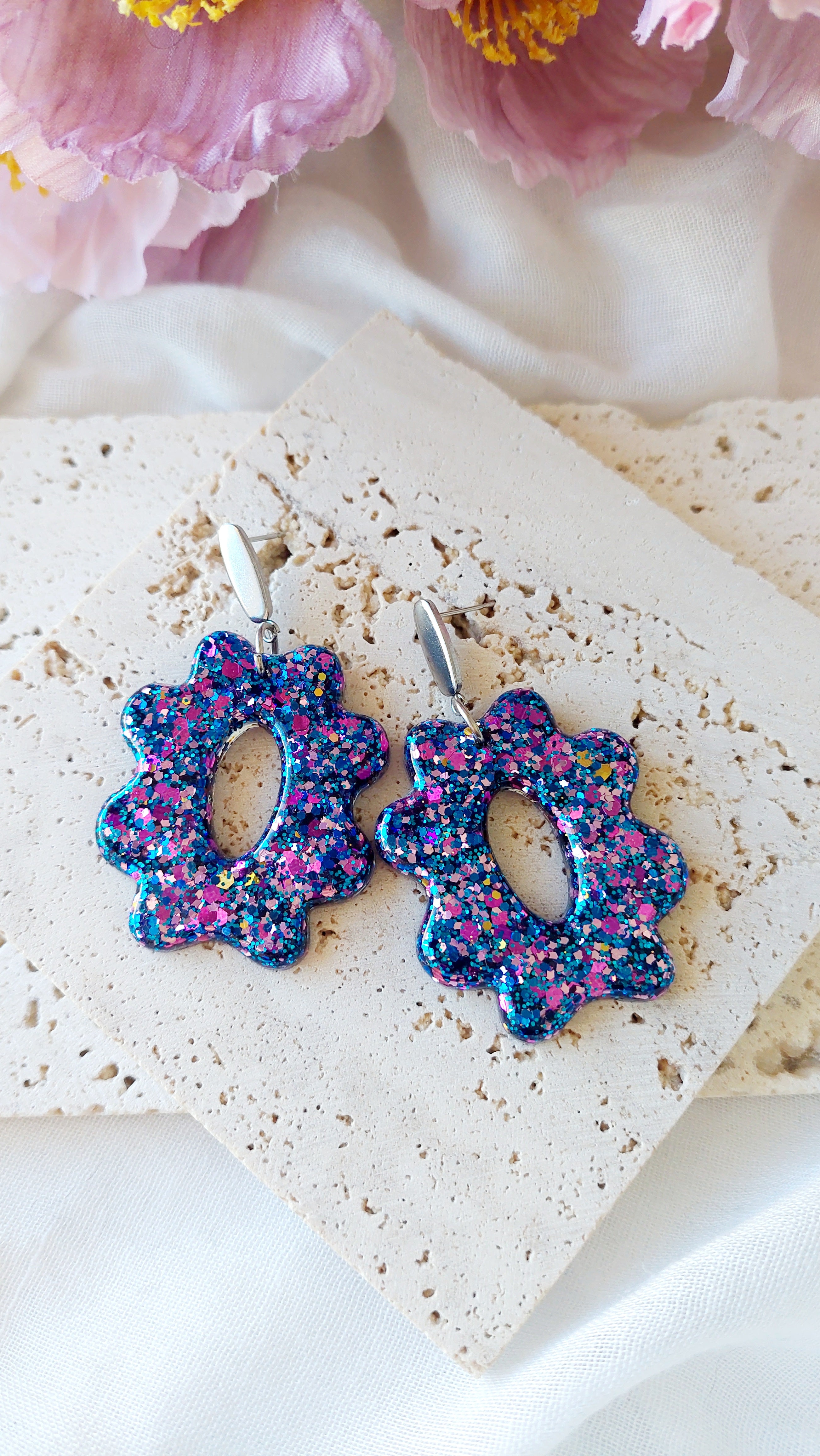 Large Resin Glitter Flower Dangle Earrings