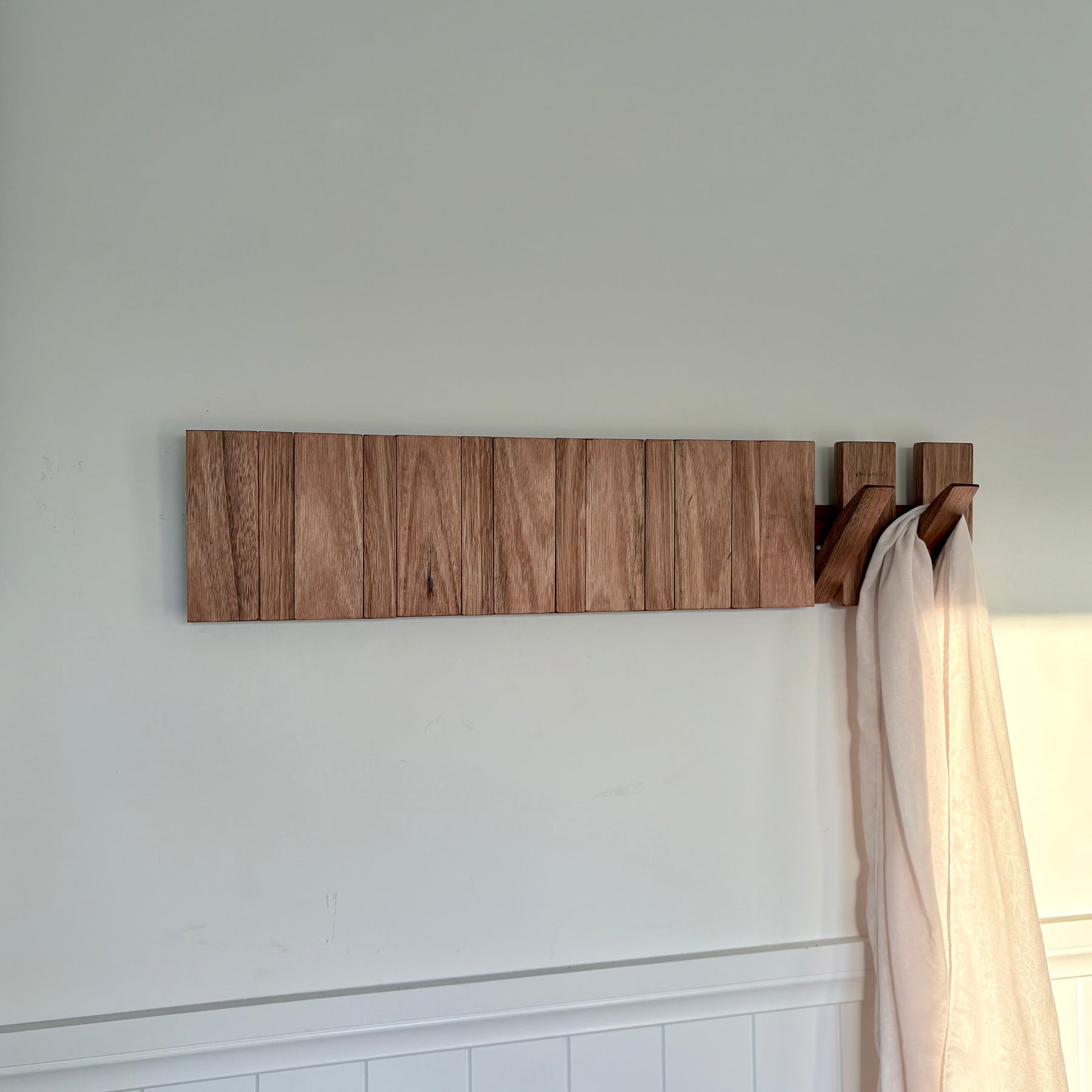 Silver top ash Horizon line coatrack