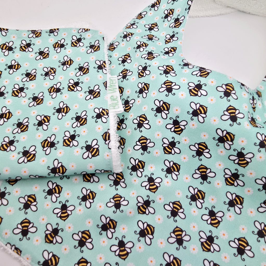 Baby Bib and Wash Cloth Bee Design Gift Set