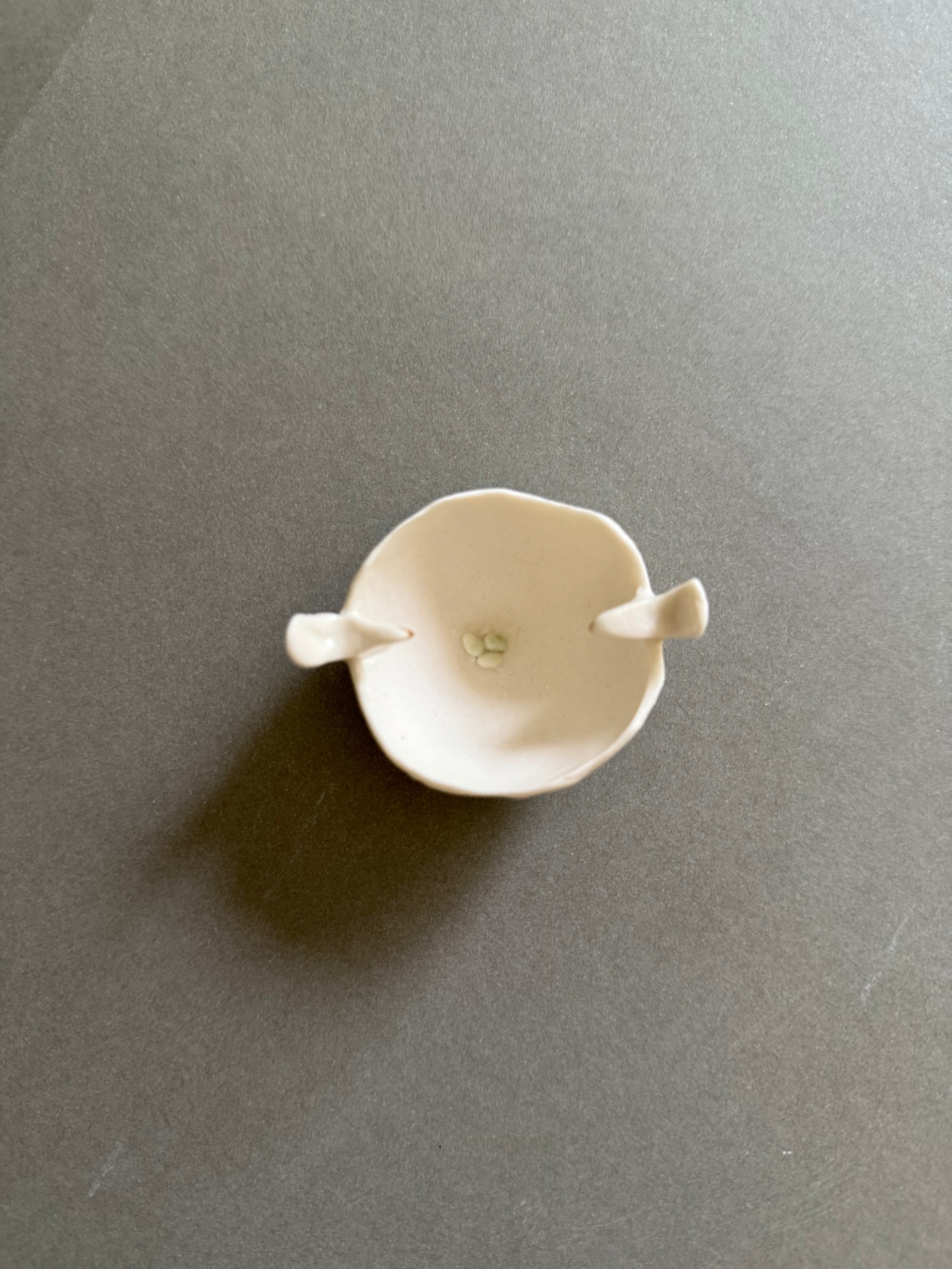 Porcelain dove ring dish