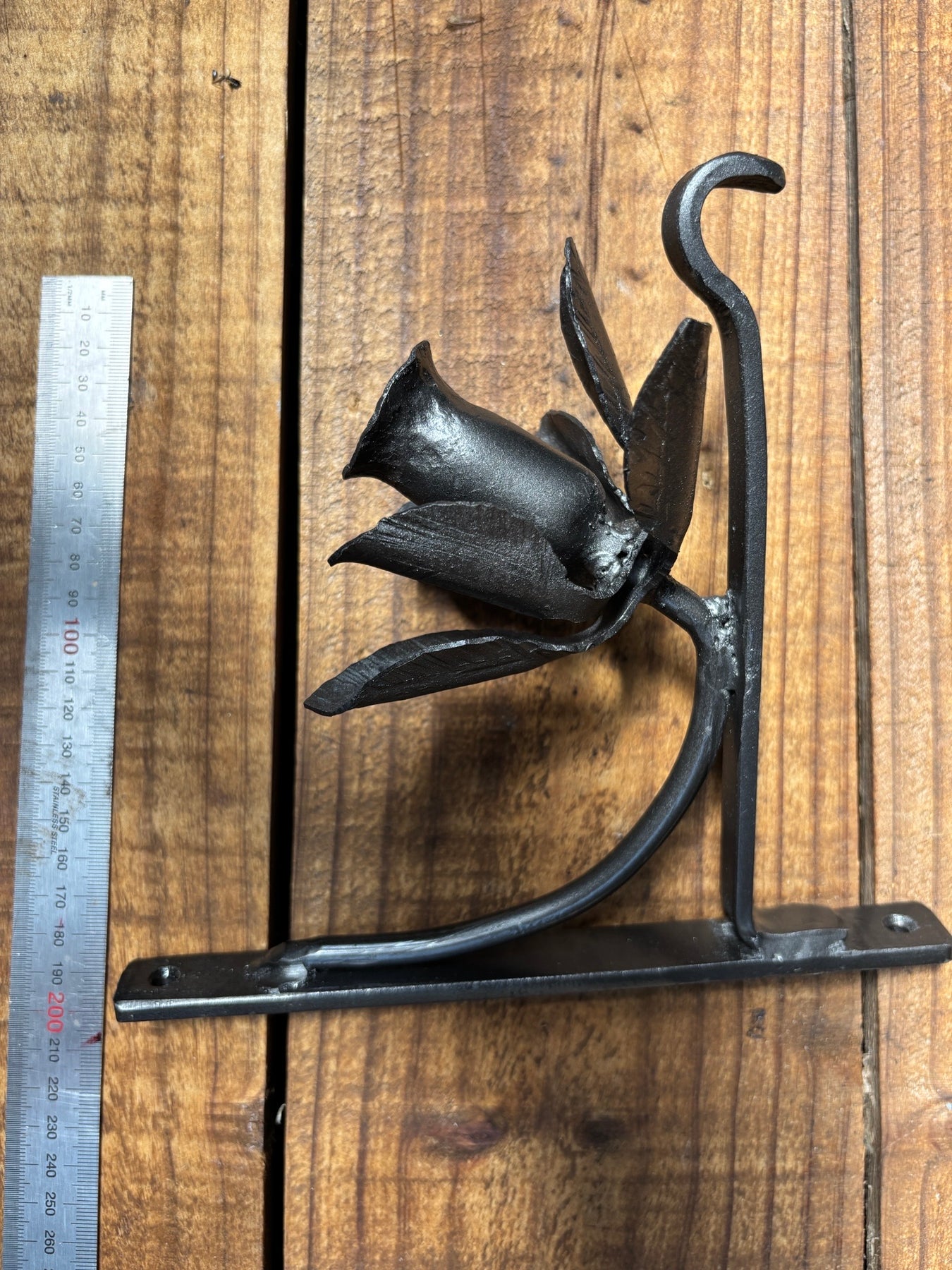 Daffodil Plant Hanger Hook BRacket