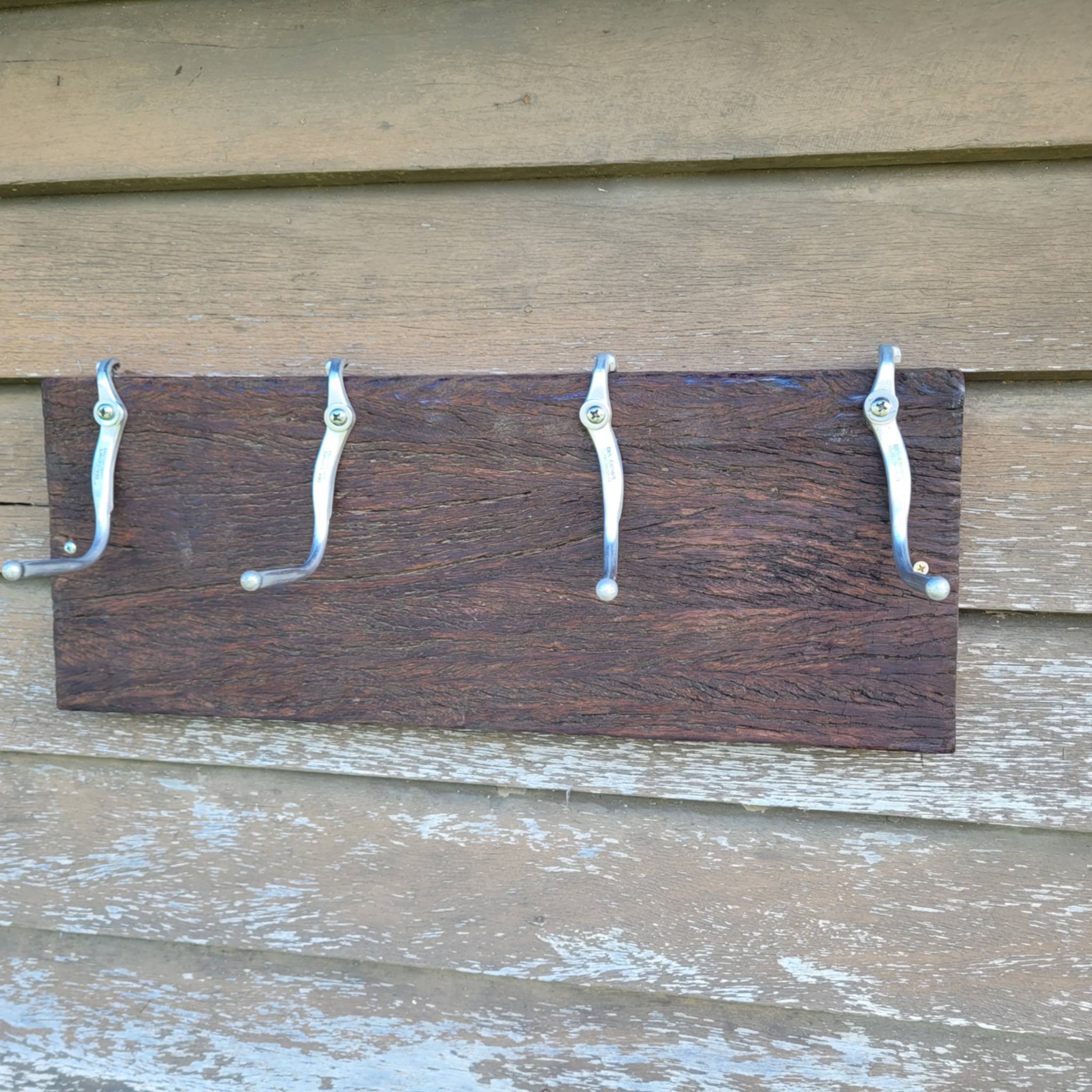 4 hook custom wall mounted recycled coat Hat hanger