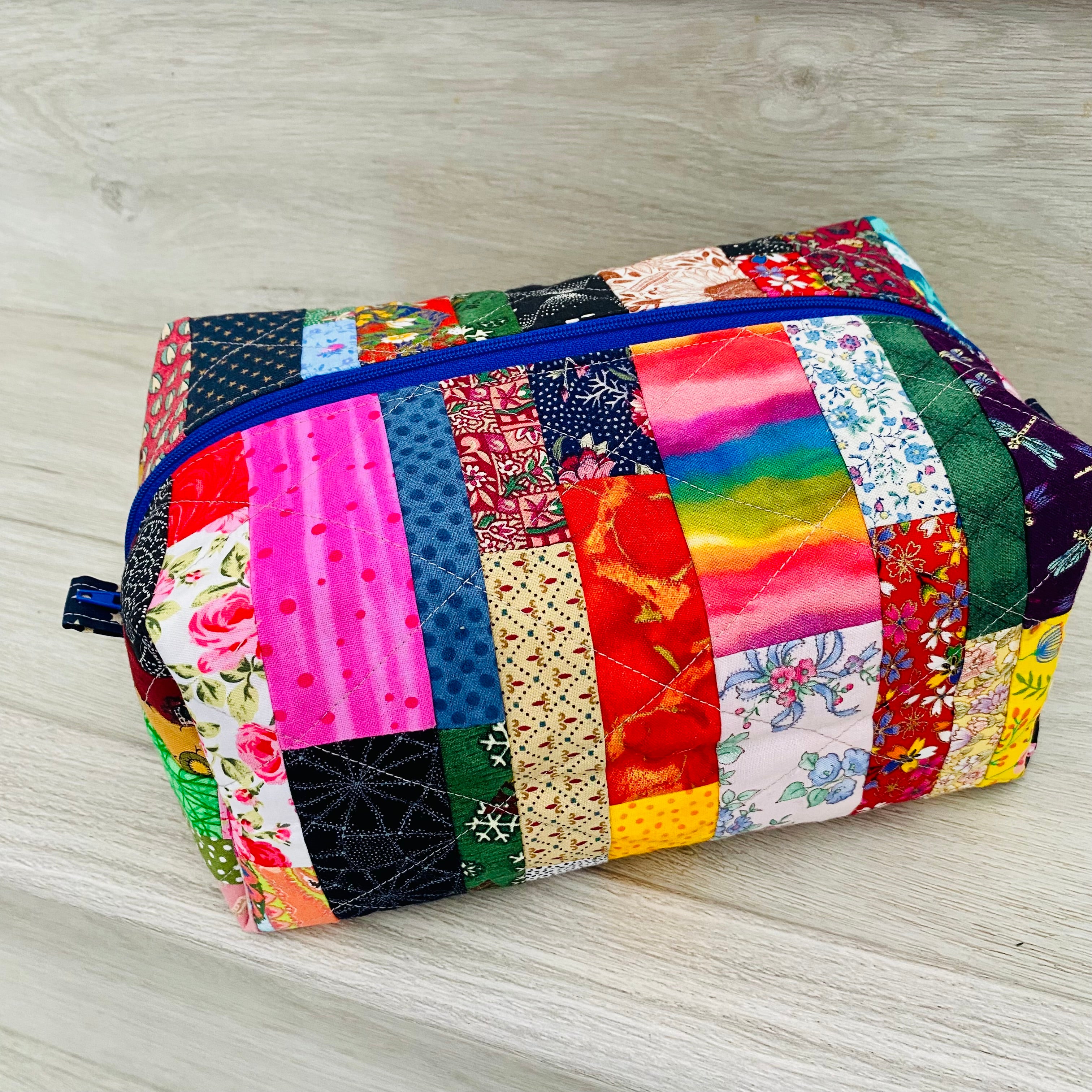 Scrappy Boxy Pouch