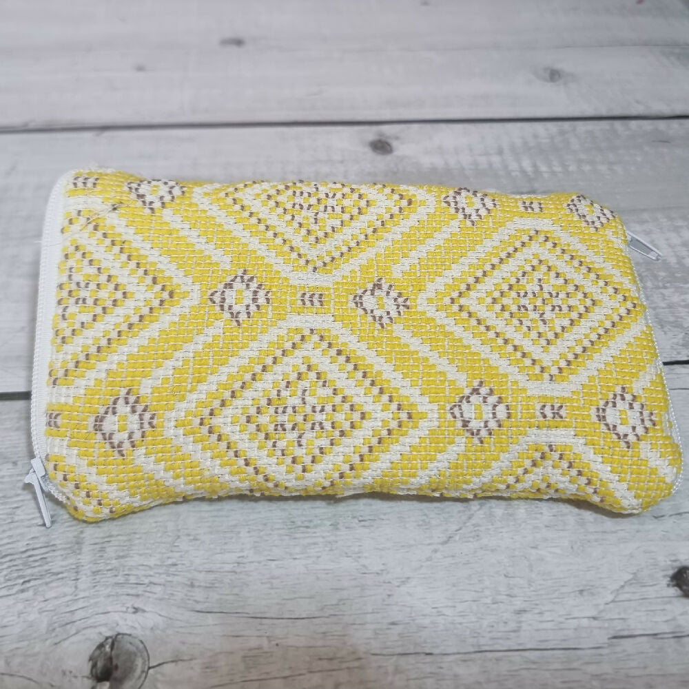 Upcycled double glasses pouch - woven yellow & white