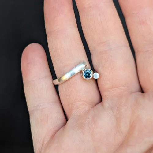 handmade blue Australian sapphire loop ring | engagement ring | dress ring