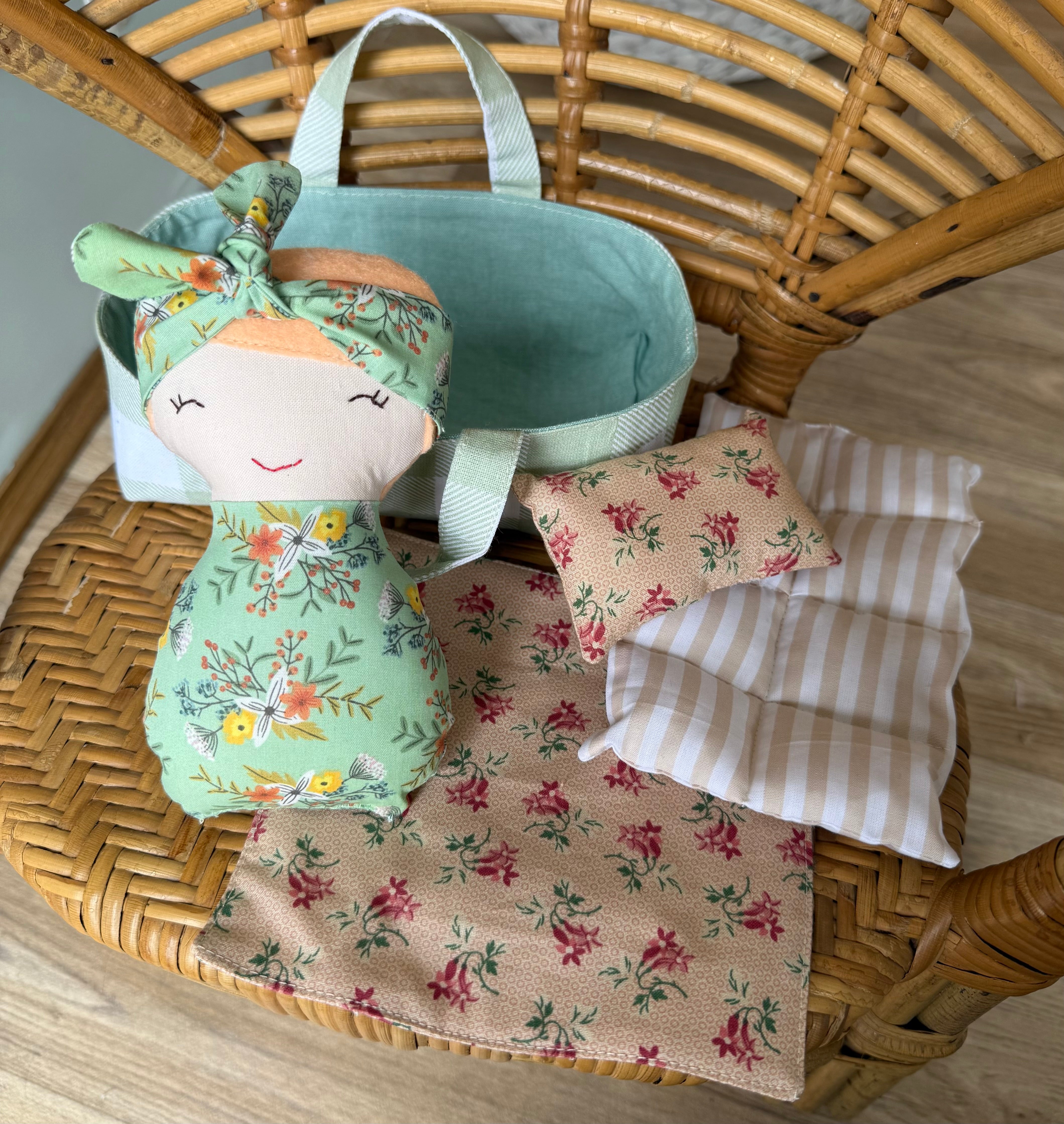 Baby doll and carry baskets playset