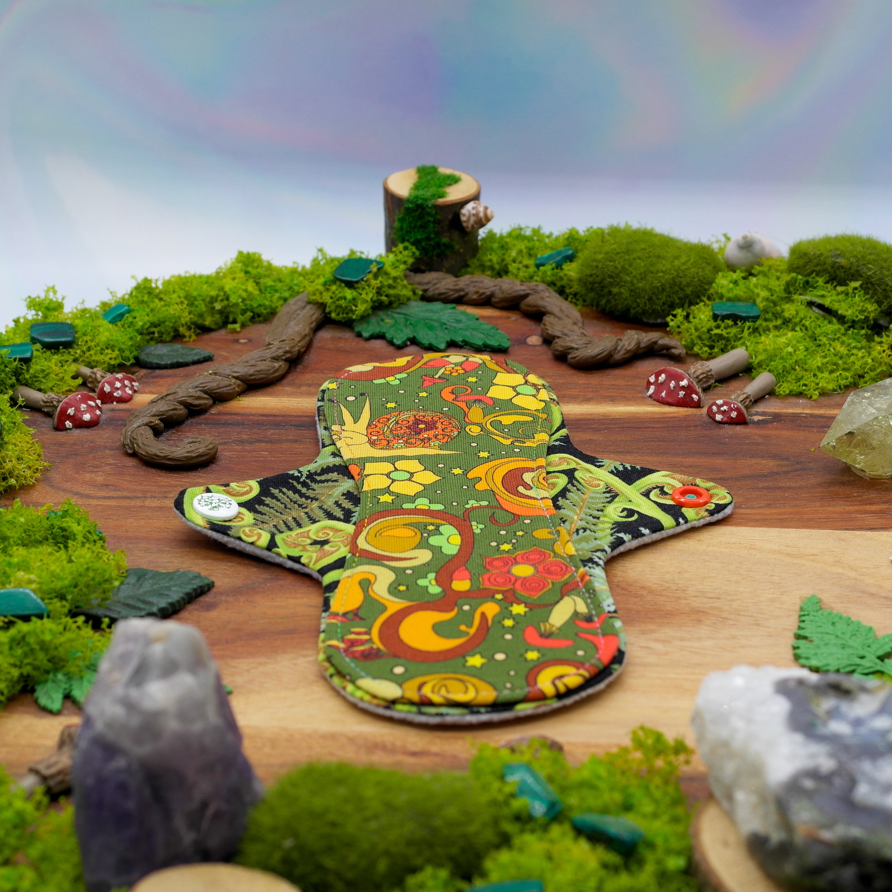 Ecofriendly reusable cloth pad 8" Heavy (mishmash) - unfurling