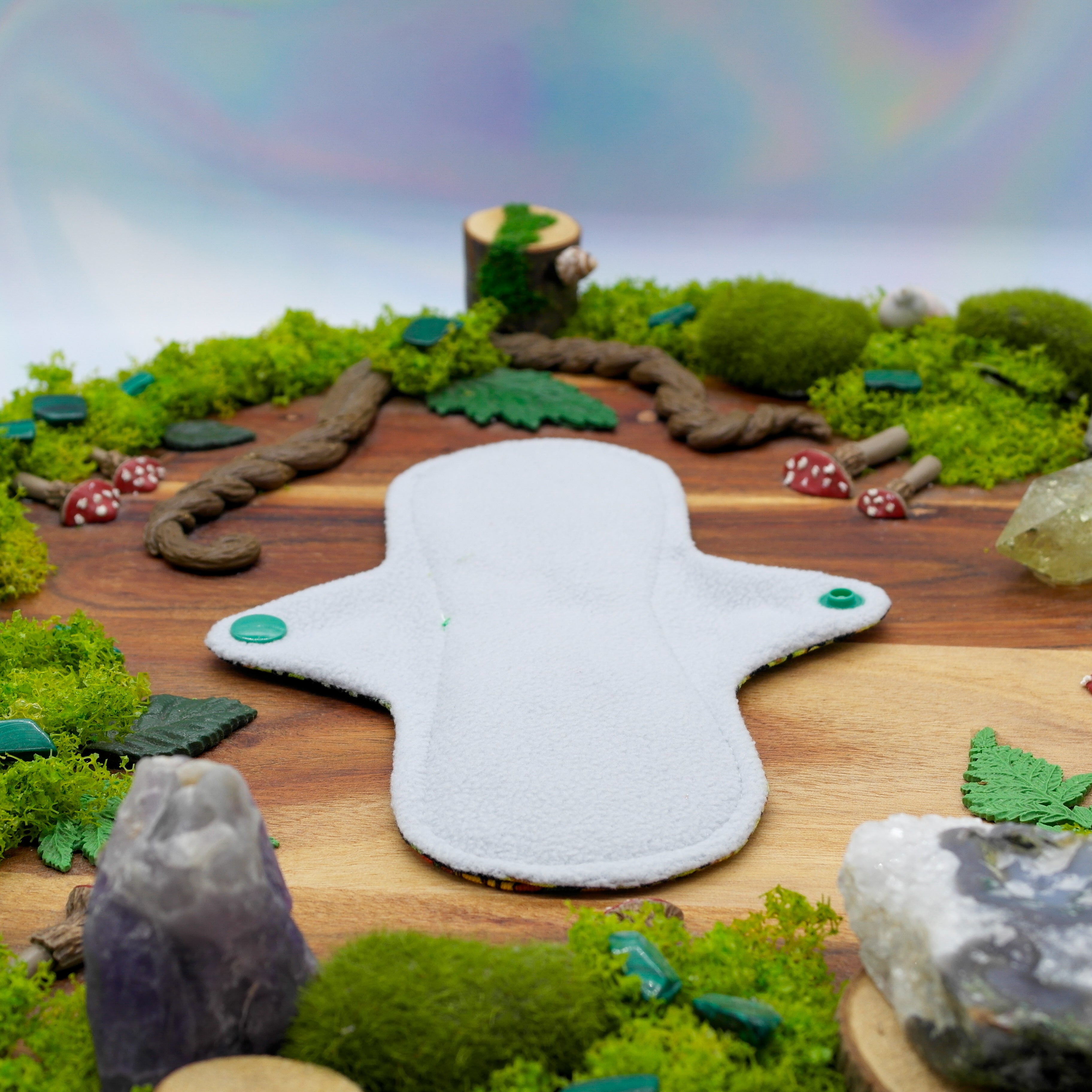 Ecofriendly reusable cloth pad 8" Heavy (mishmash) - unfurling