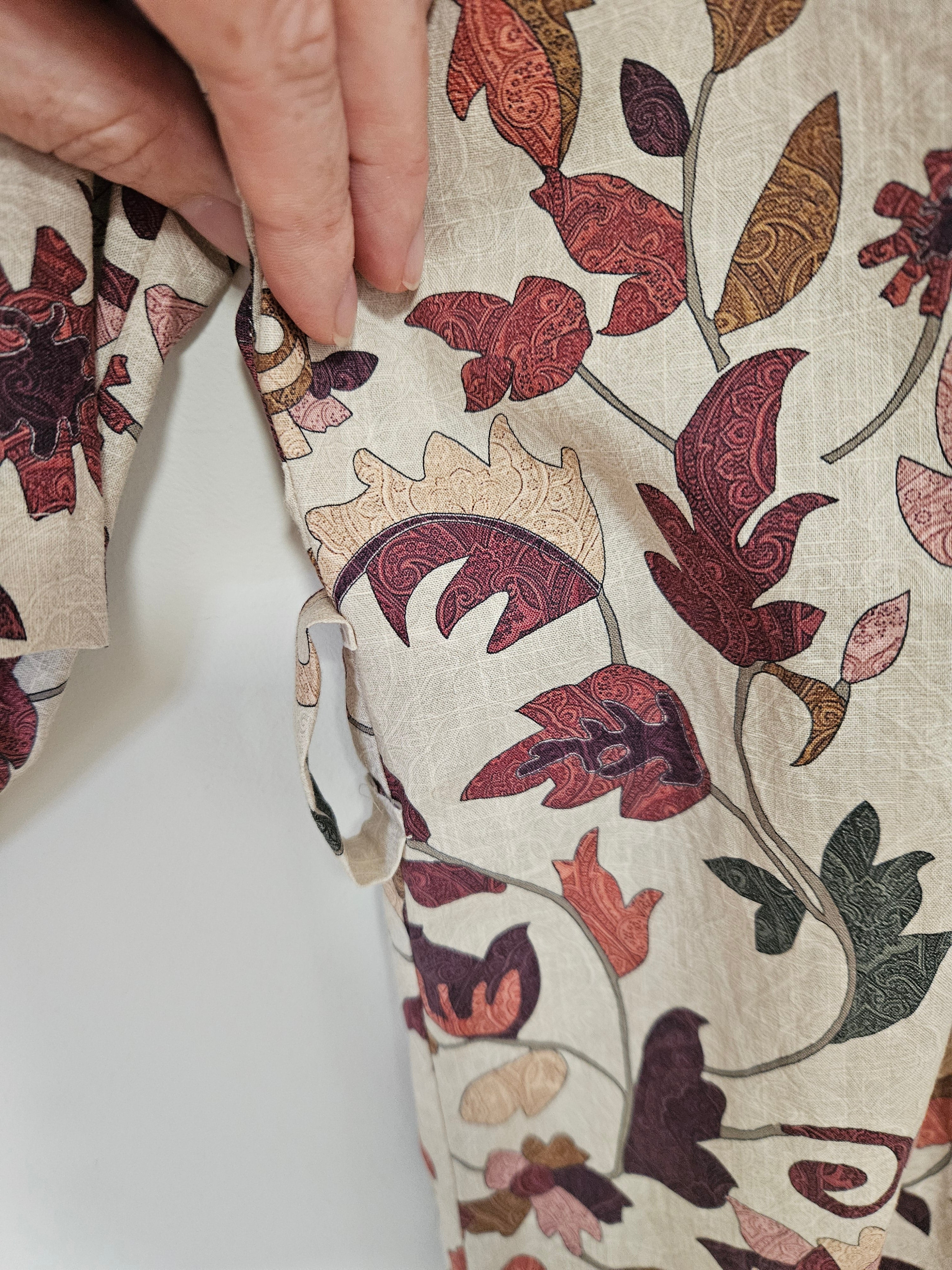 100% Cotton lightweight Dressing Gown in Autumn