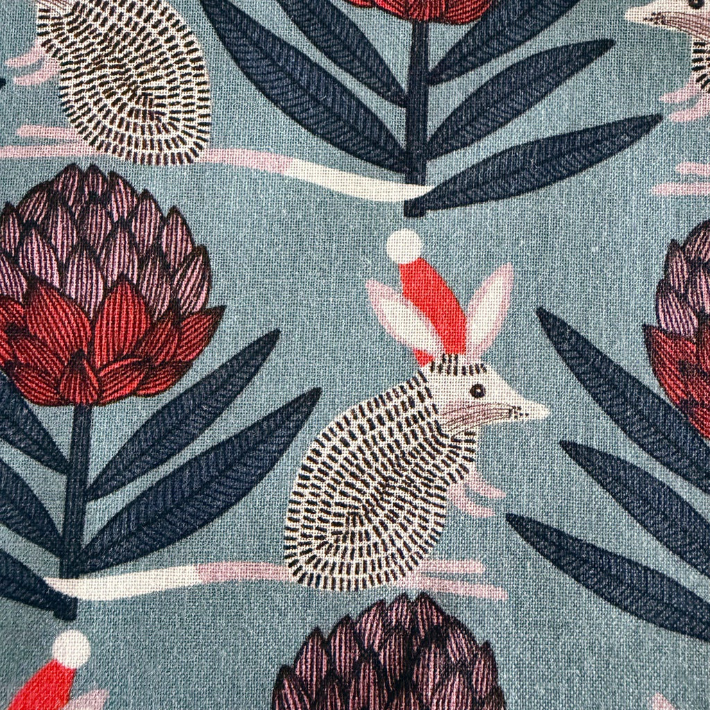 Bilby and waratahs Christmas ladies' tie back apron.