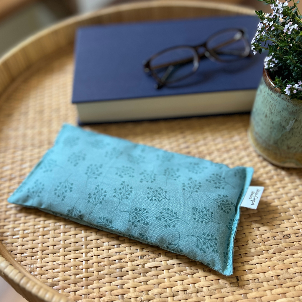Relaxing Eye Pillow with Lavender & Wheat - Green