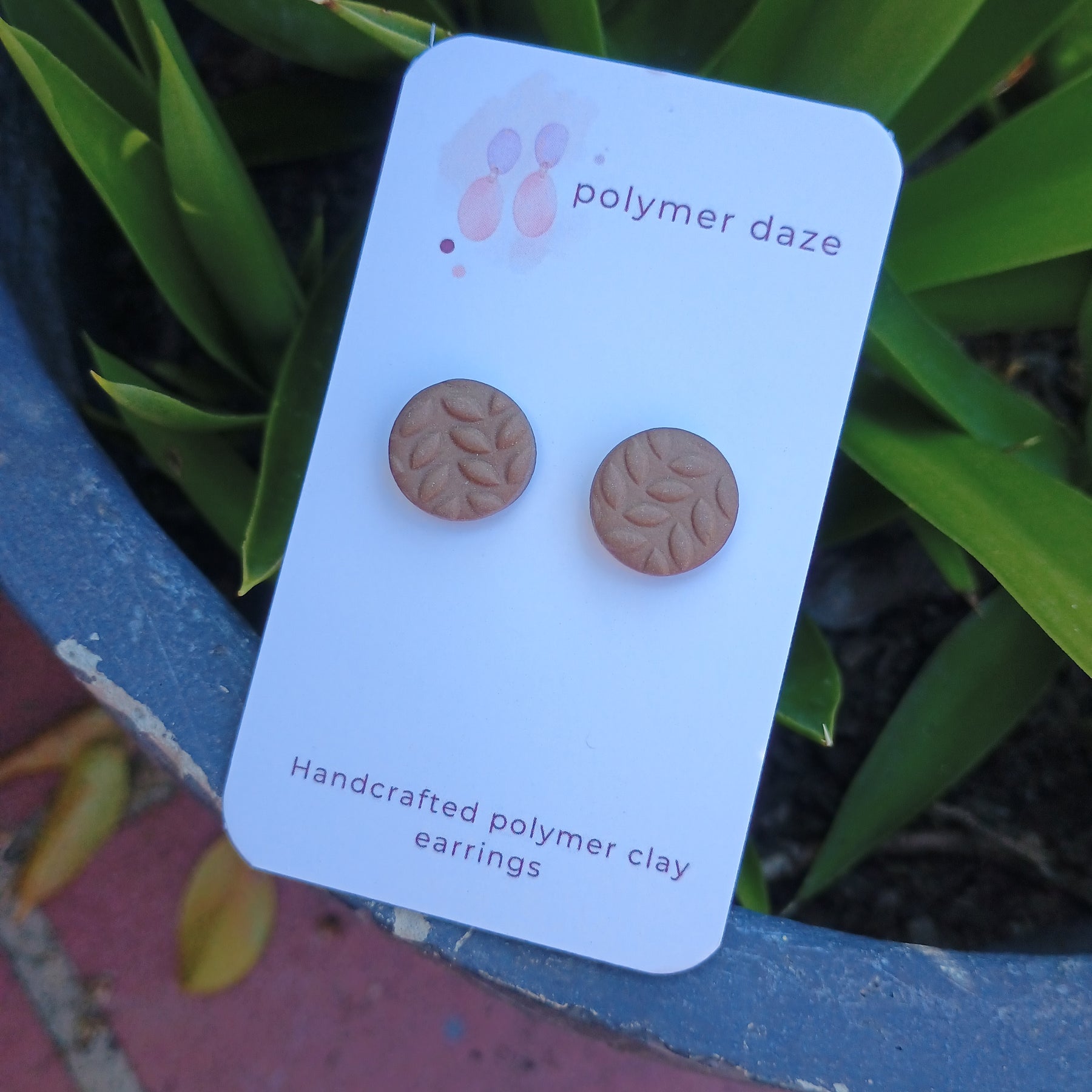 Neutral knit stud earrings