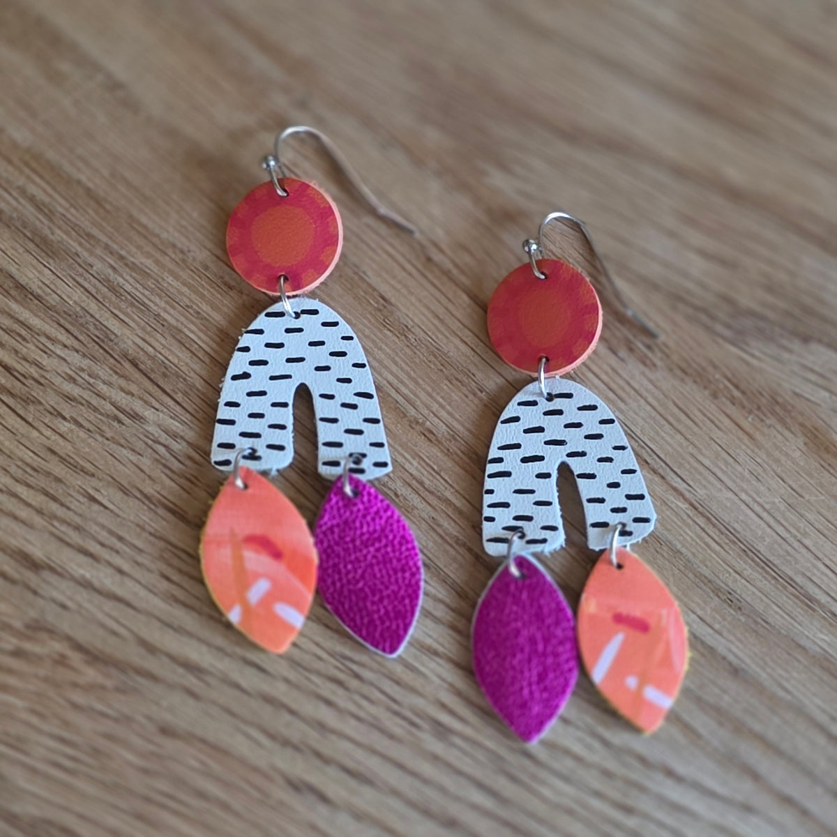 Classica Musa Leather Earrings –  Neon Savannah