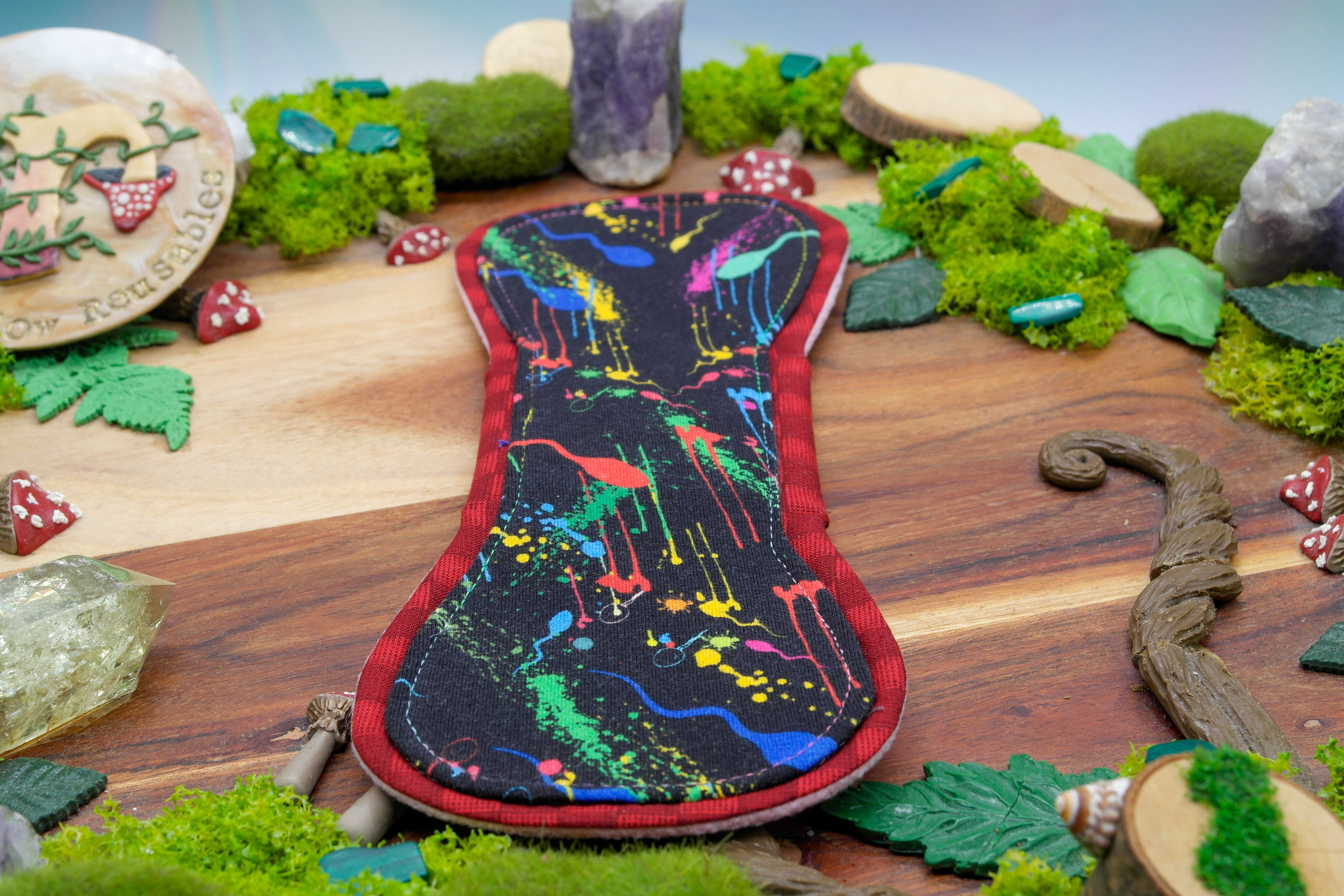 eco-conscious Reusable cloth pad 10" Moderate (Flutter) - 24hrs