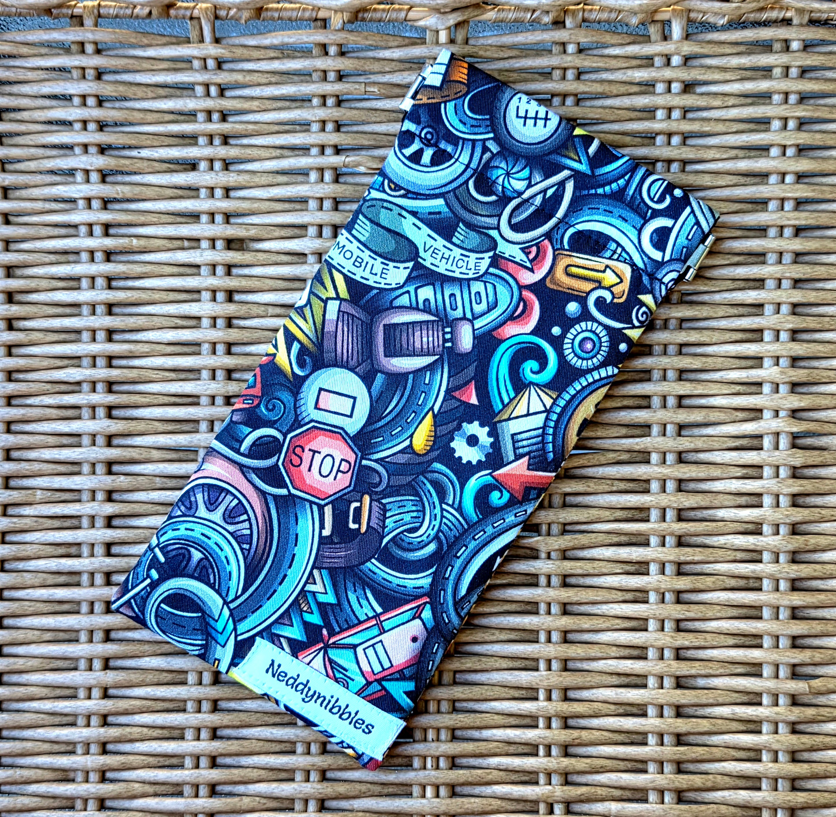 Sunglasses pouch in Colourful Machinery Fabric
