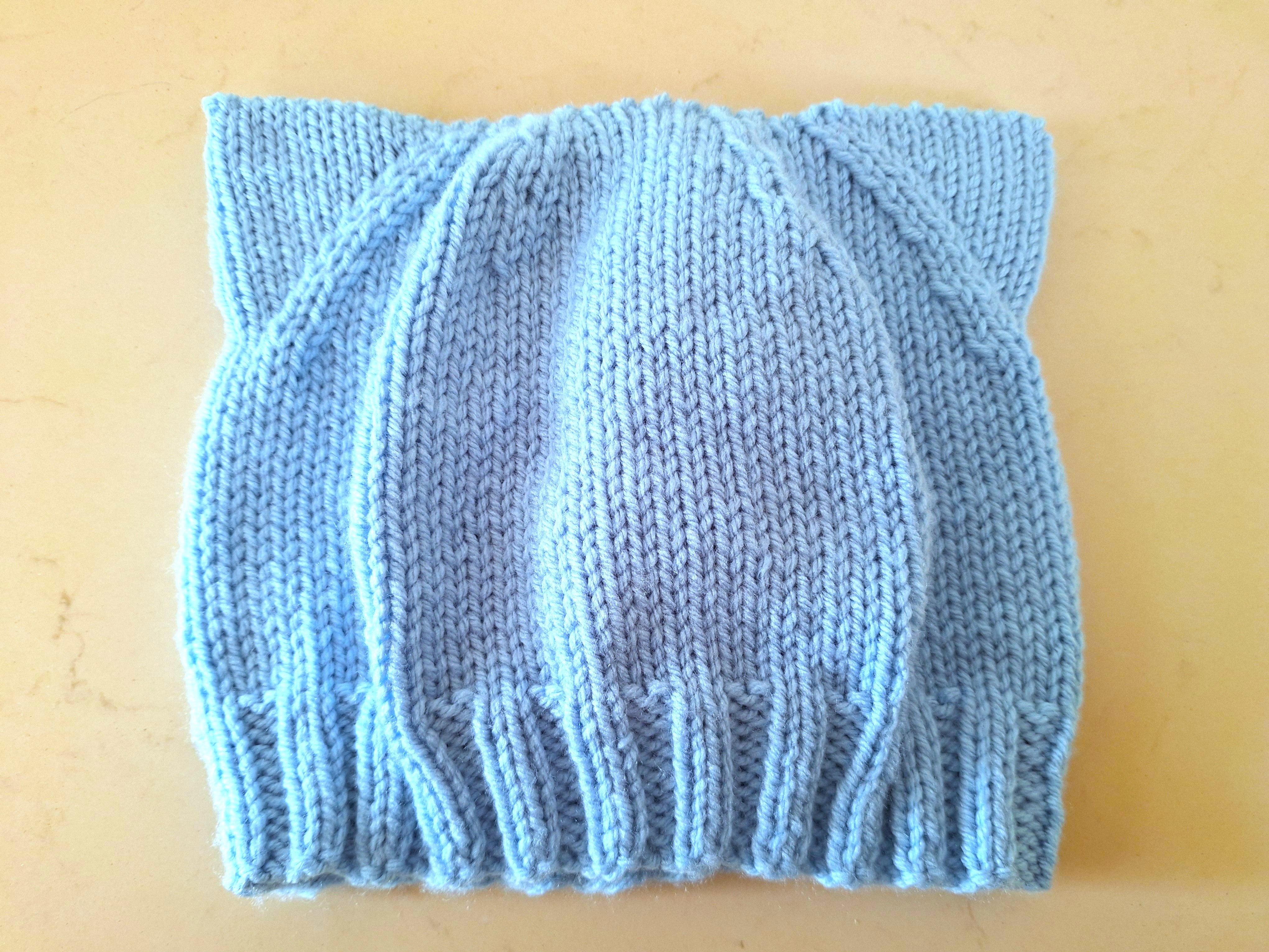 Handknitted Baby 'Cat' Beanie Sz 1-2 yrs