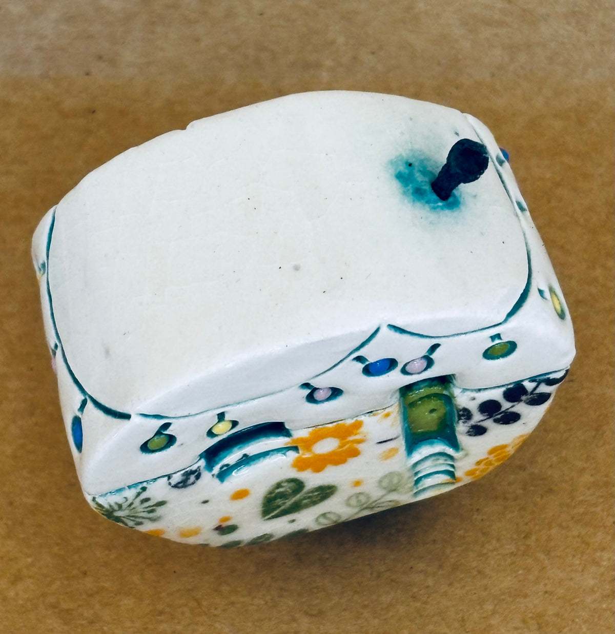 Small Retro Collectable Ceramic Caravan 12