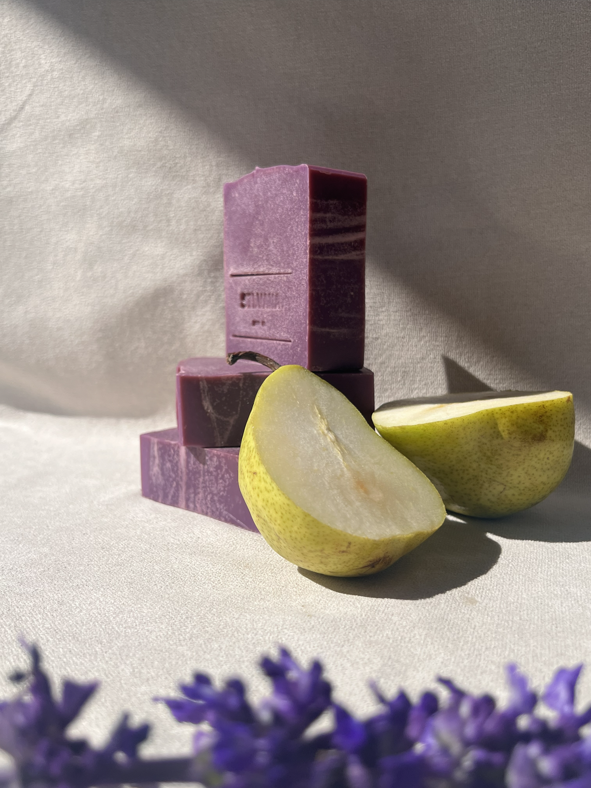 Violette Pear & Freesia | Goatmilk collection