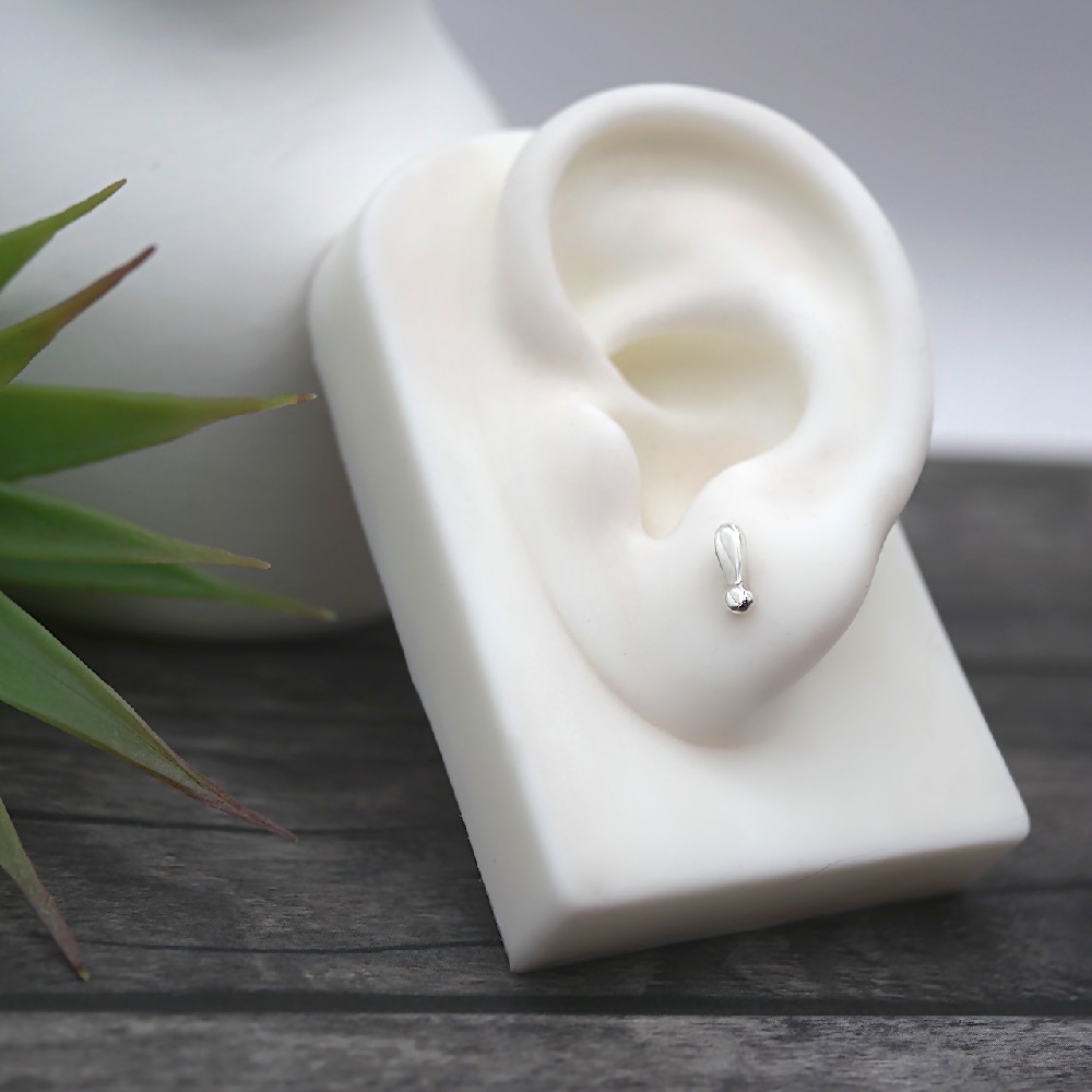 exclamation mark studs sterling silver ear sml