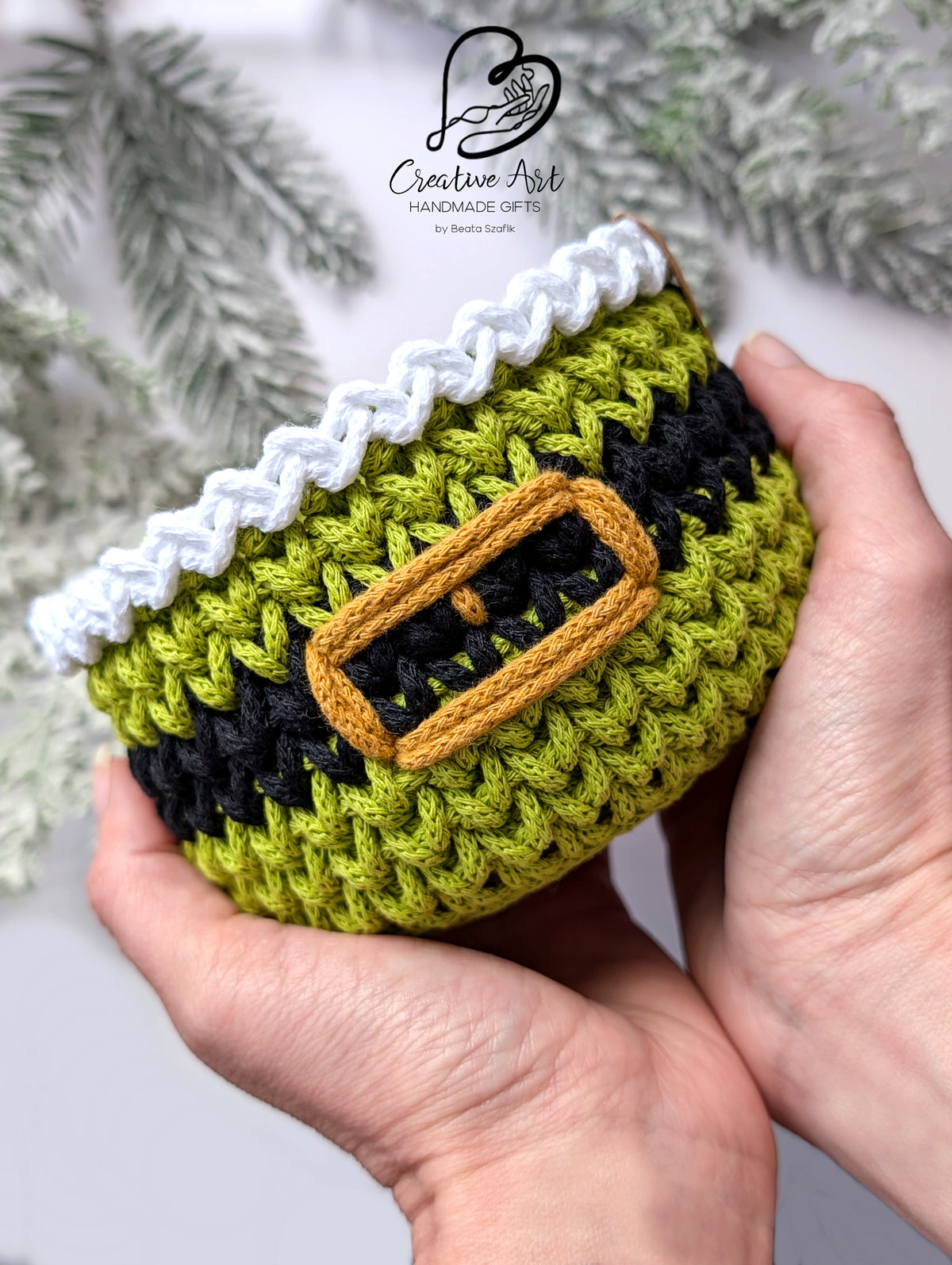 Small Grinch Basket