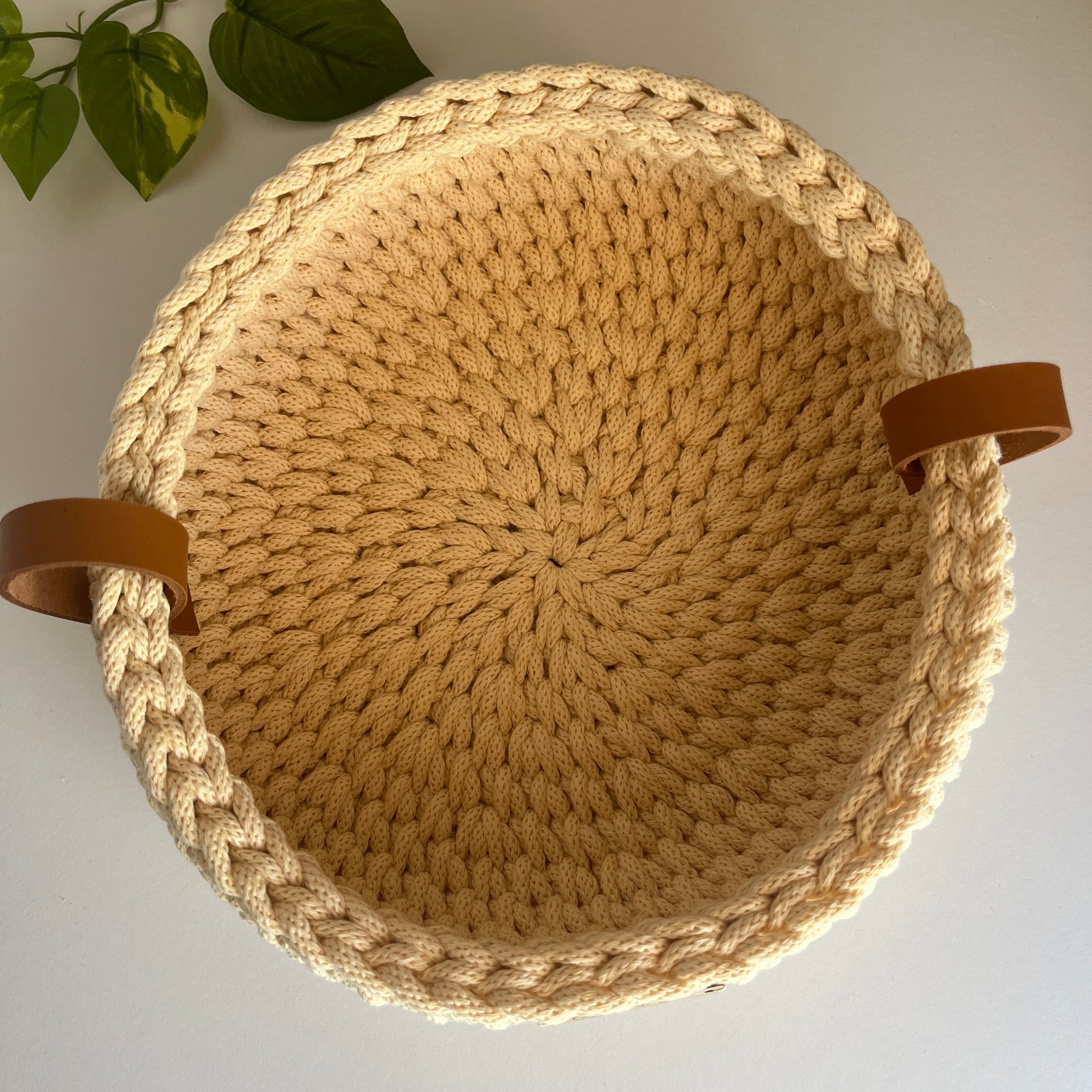 Crochet basket with handles - colour Butter