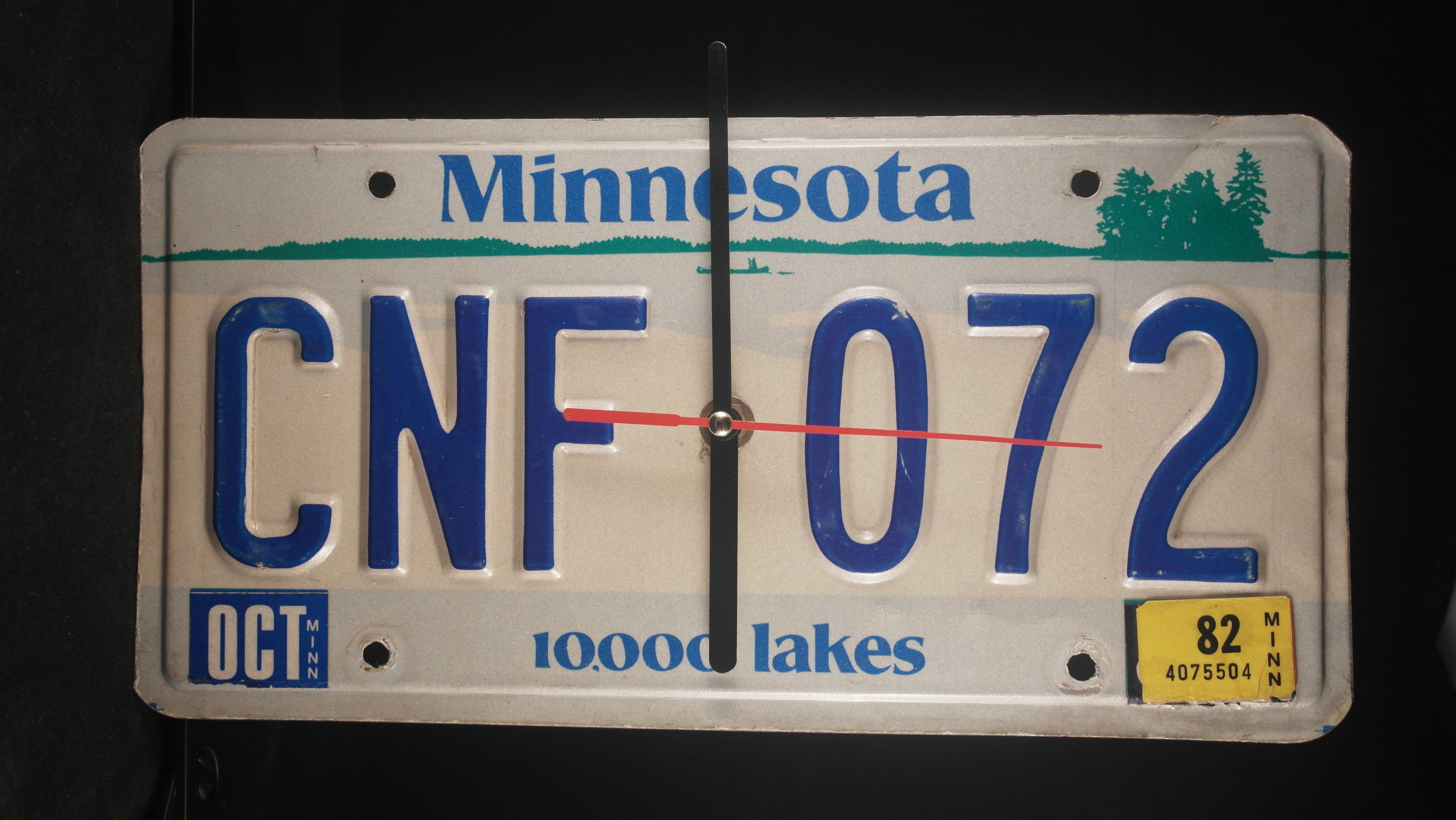 Genuine USA licence Plate Clock