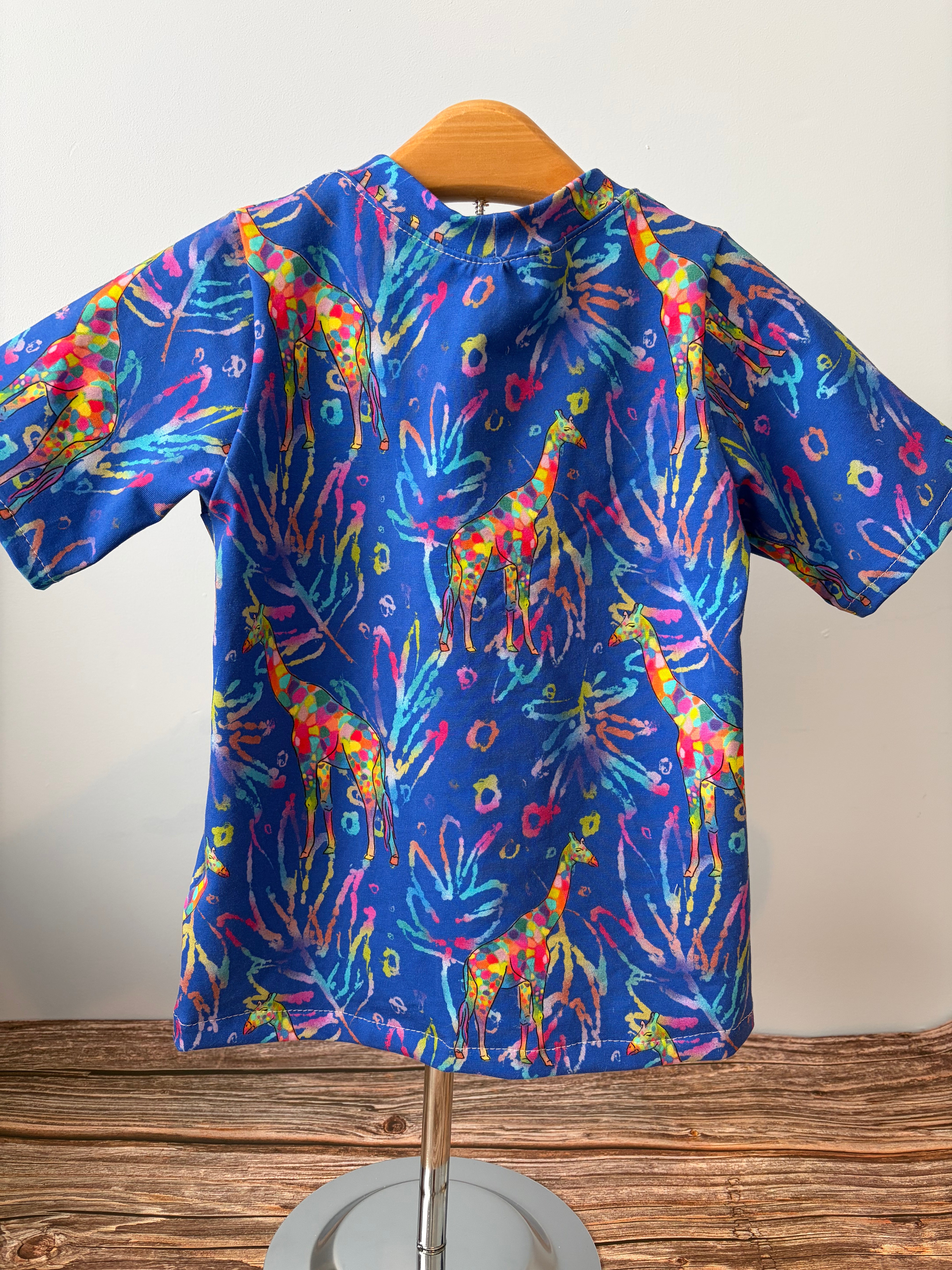 RAINBOW GIRAFFE TEE SHIRT