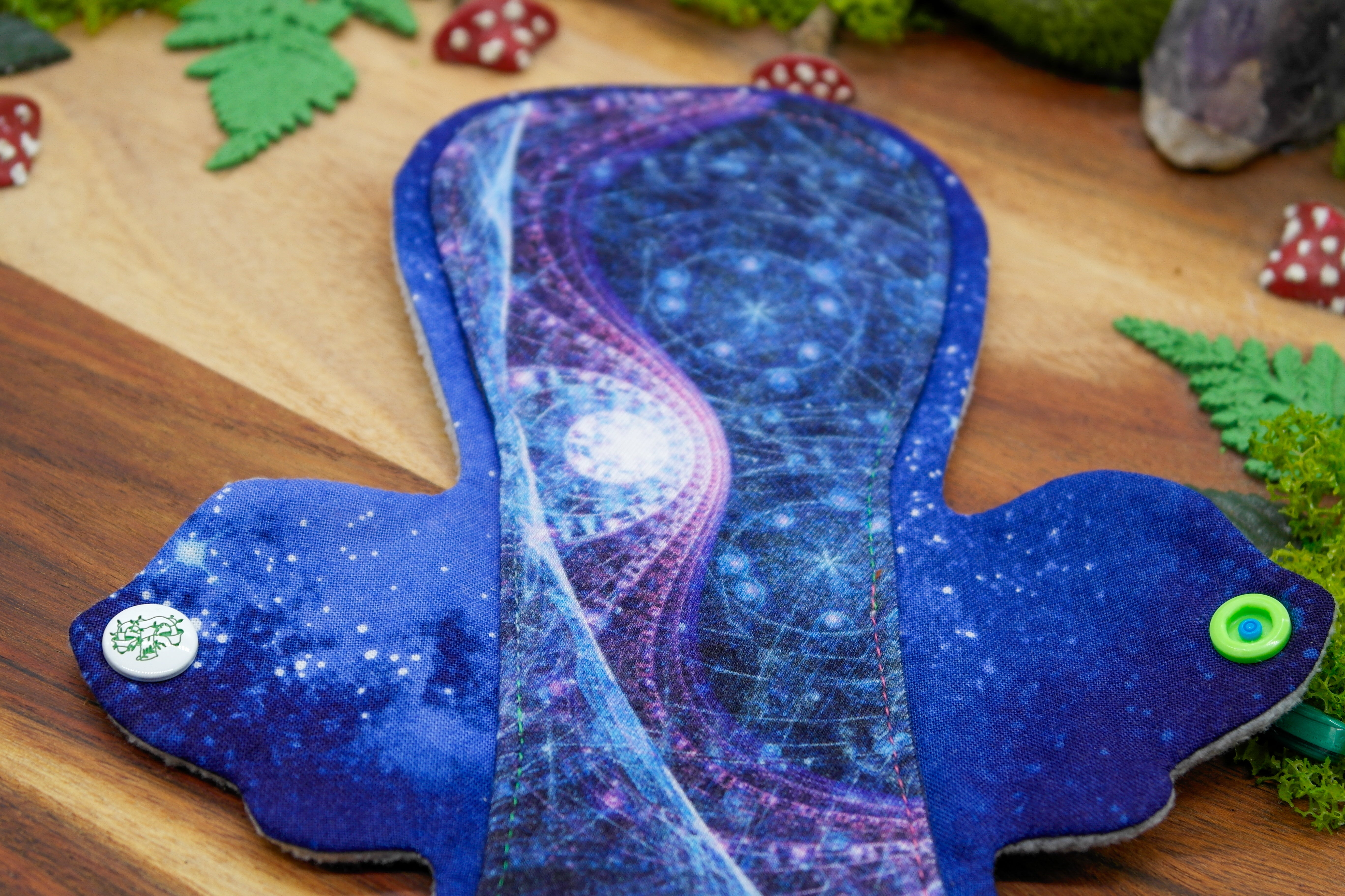 Eco friendly Reusable cloth pad 10" Moderate (Flutter) - interstellar