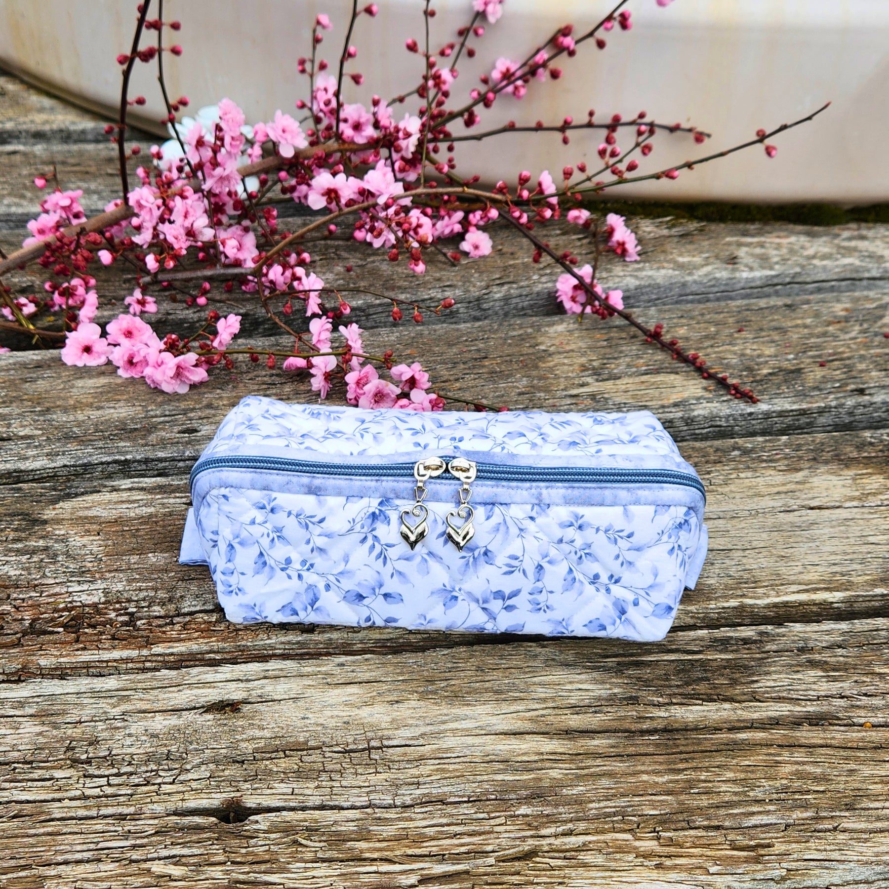 Open Tray Zippered Pouch