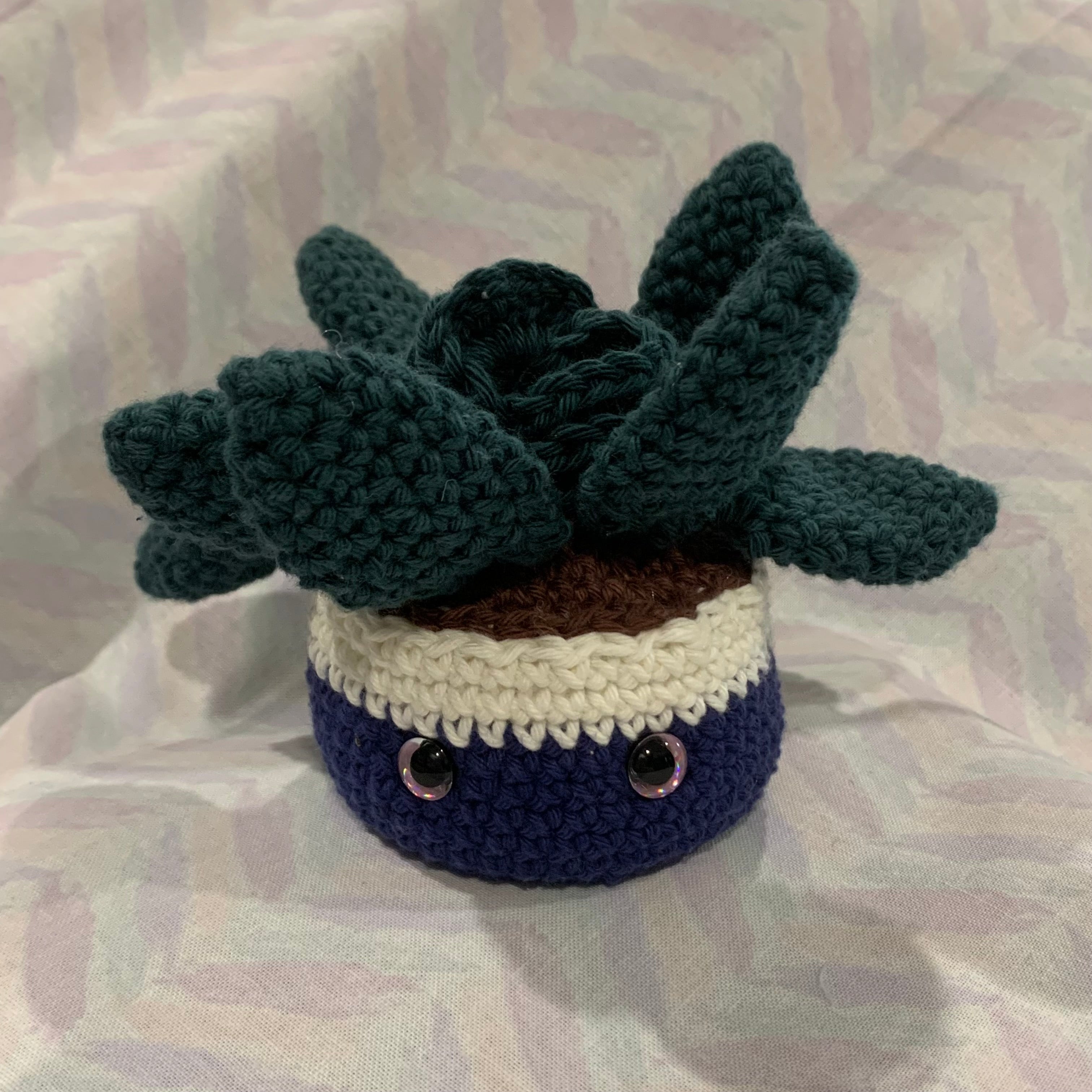 Crochet succulent plant