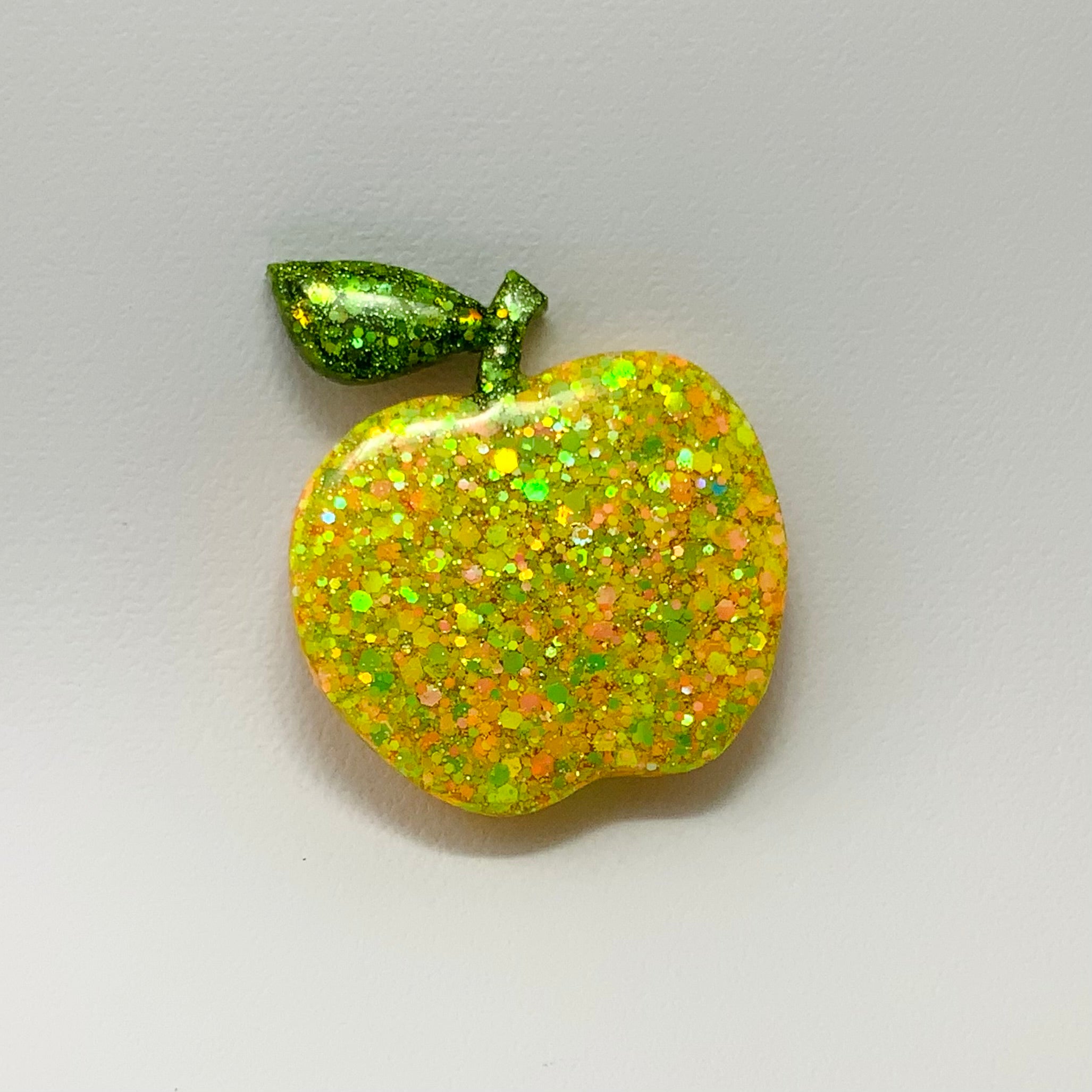 THE APPLE ORCHARD - Handmade Sparkling Resin Apple Brooch