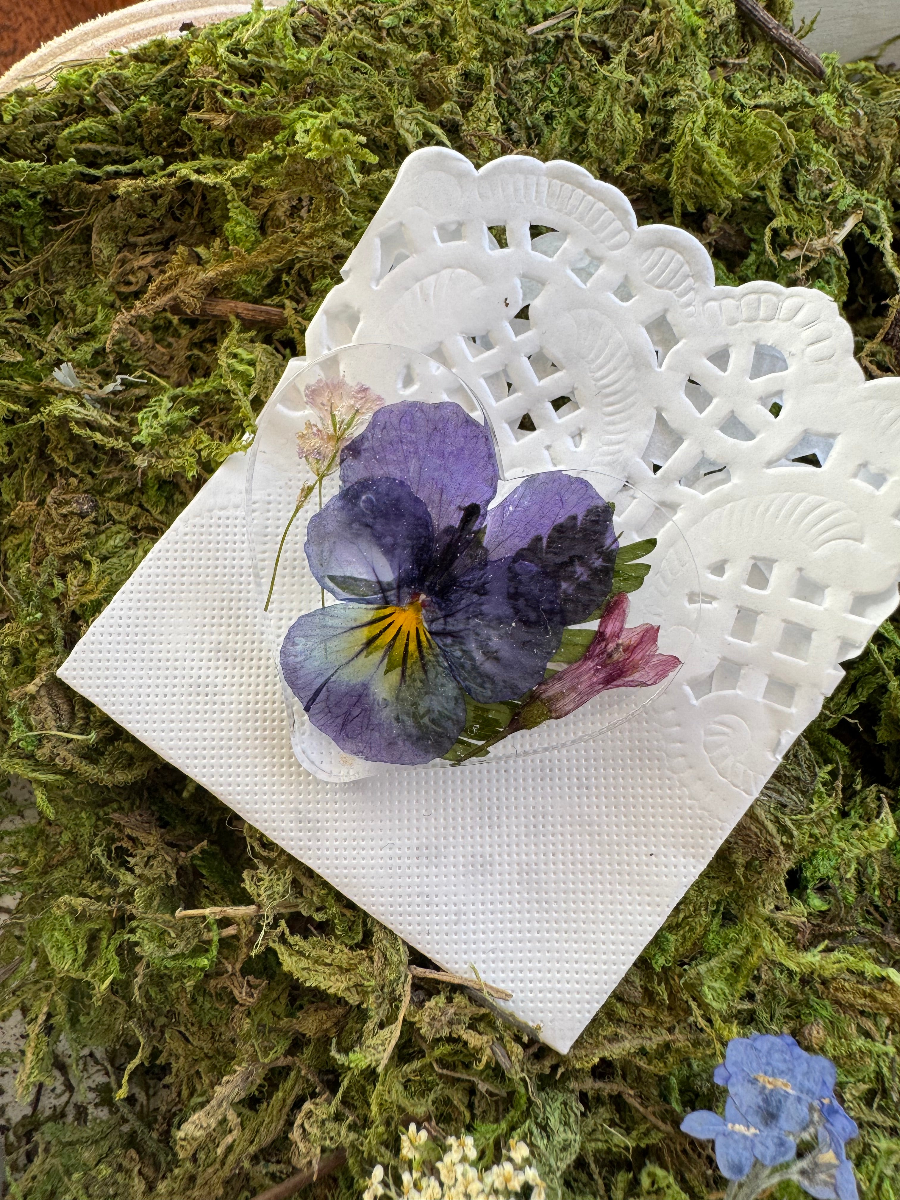 Dried Flower Resin Brooches