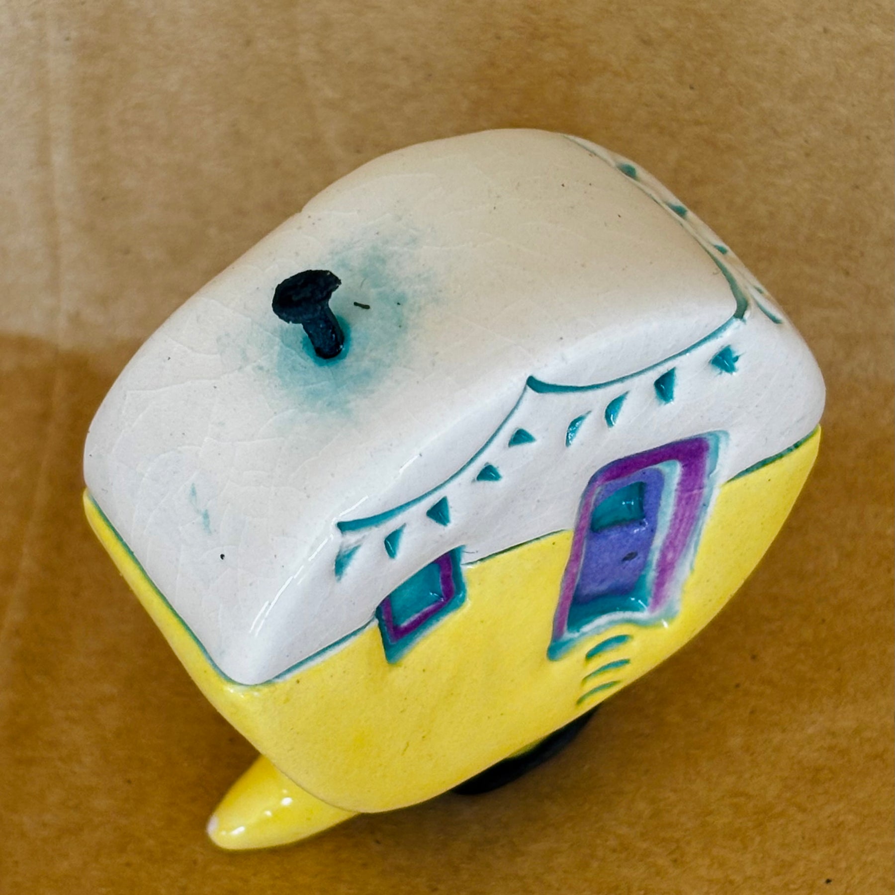 Small Retro Collectable Ceramic Caravan 4