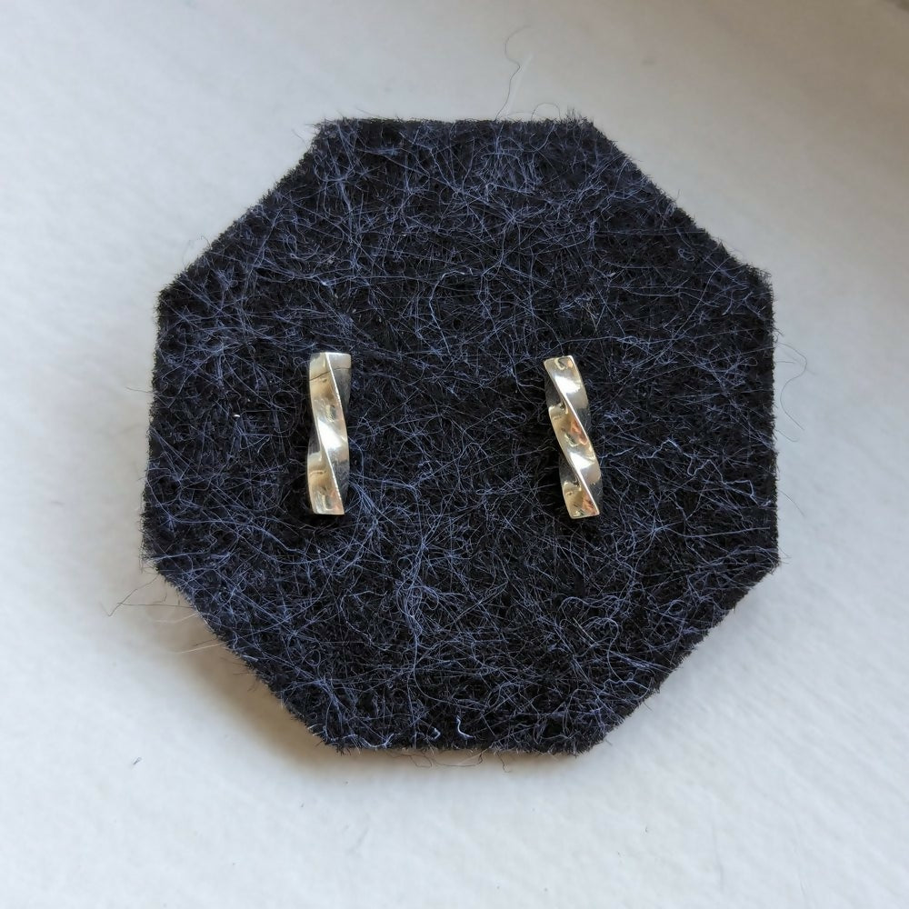 gold plated small twisted studs