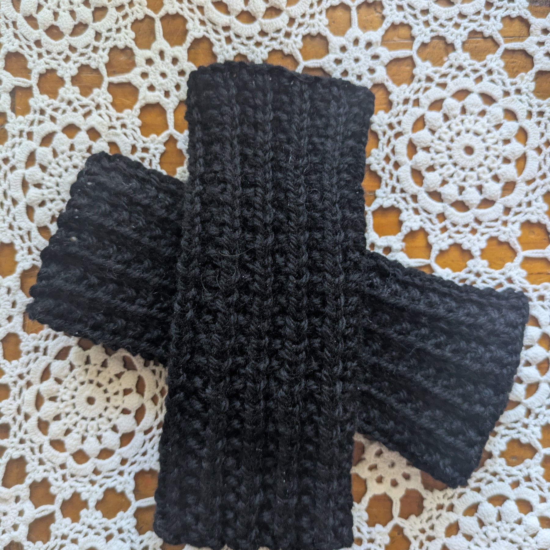 Drover Fingerless Mitts. Handknit Wool Wrist Warmers