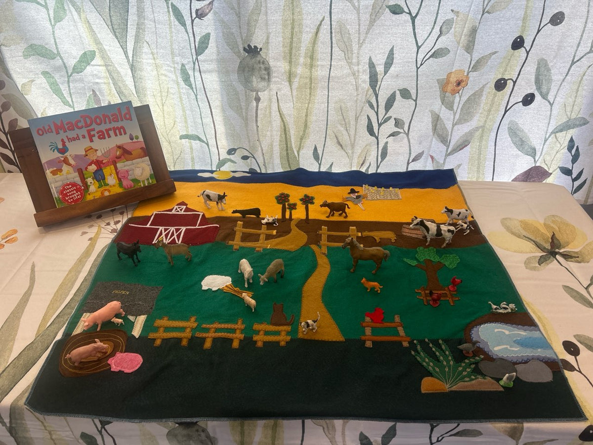 Children's Playmat  Farmyard A
