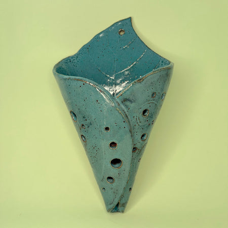 Ceramic wall cone orchid pot