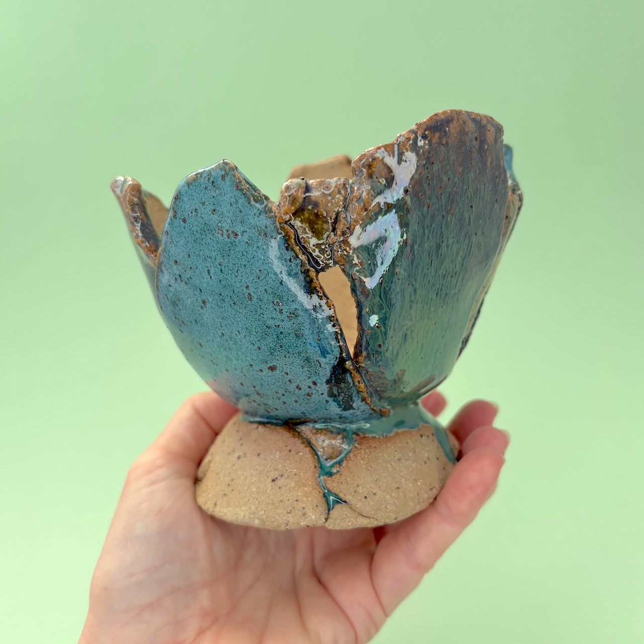Ceramic orchid pot – torn design