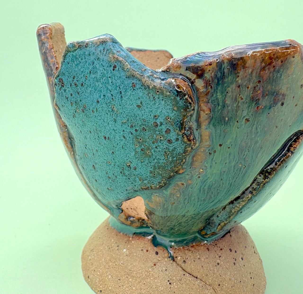 Ceramic orchid pot – torn design