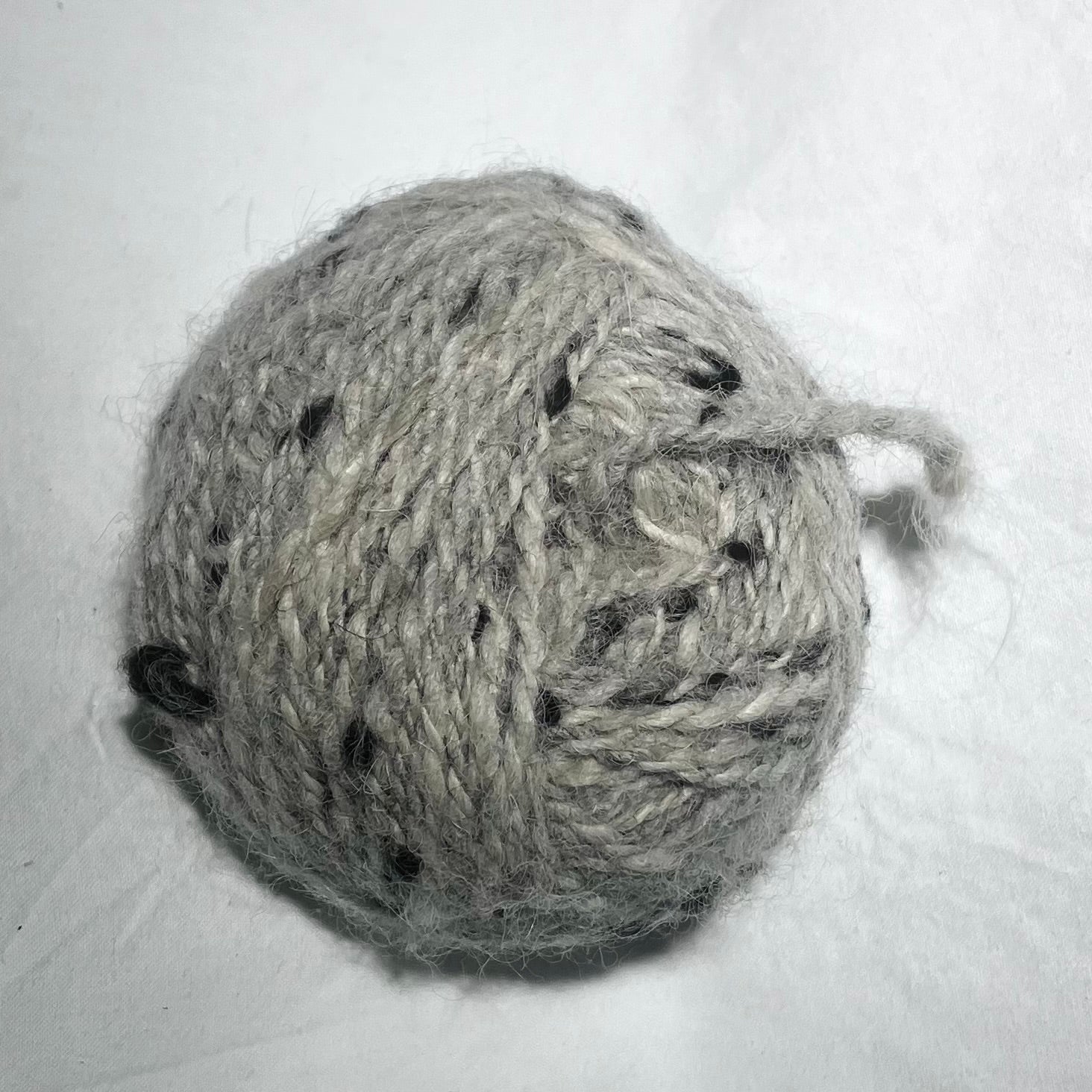 Yarn made from alpaca wool blend